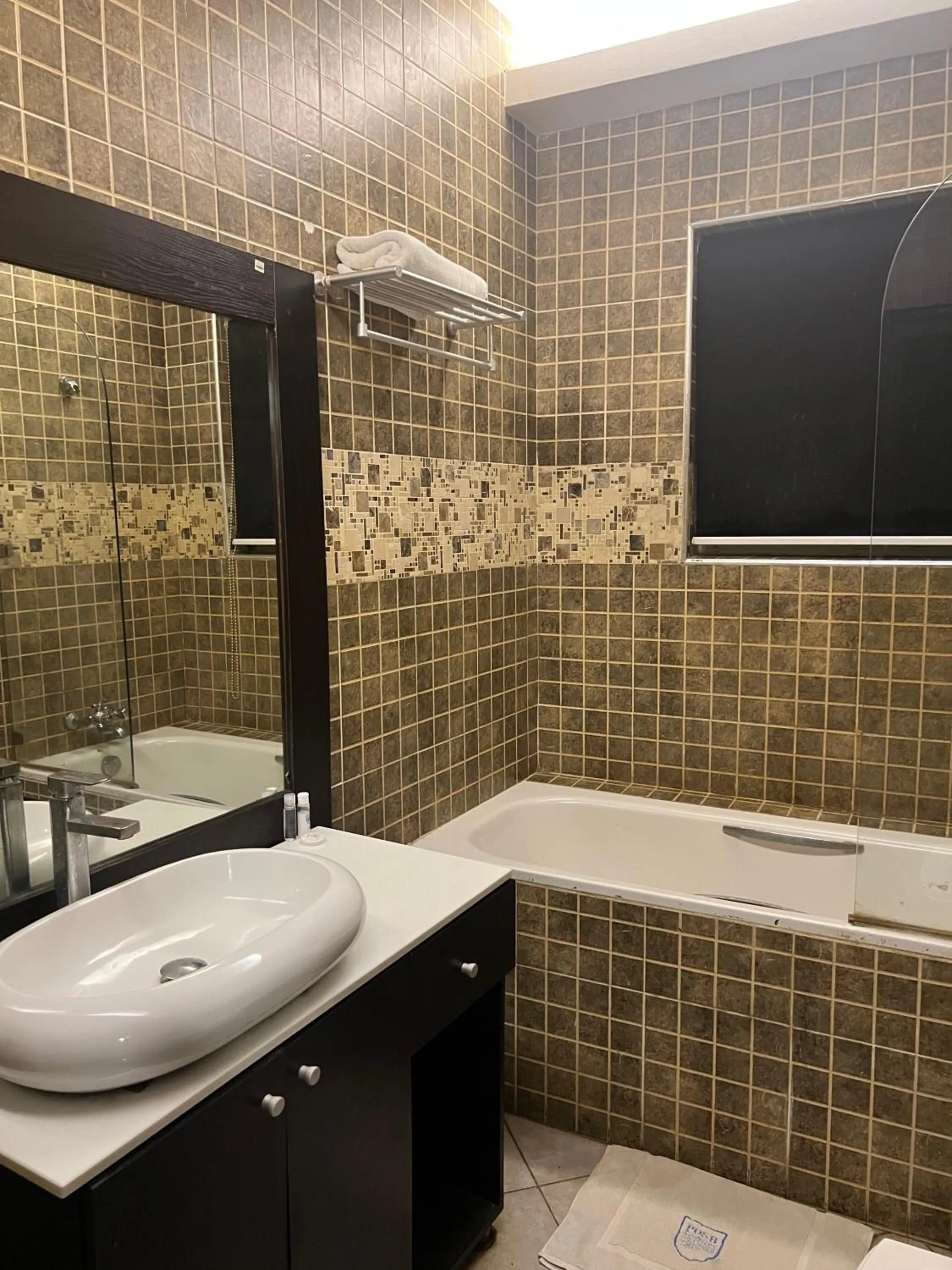 Posh Hotel and Suites Victoria Island