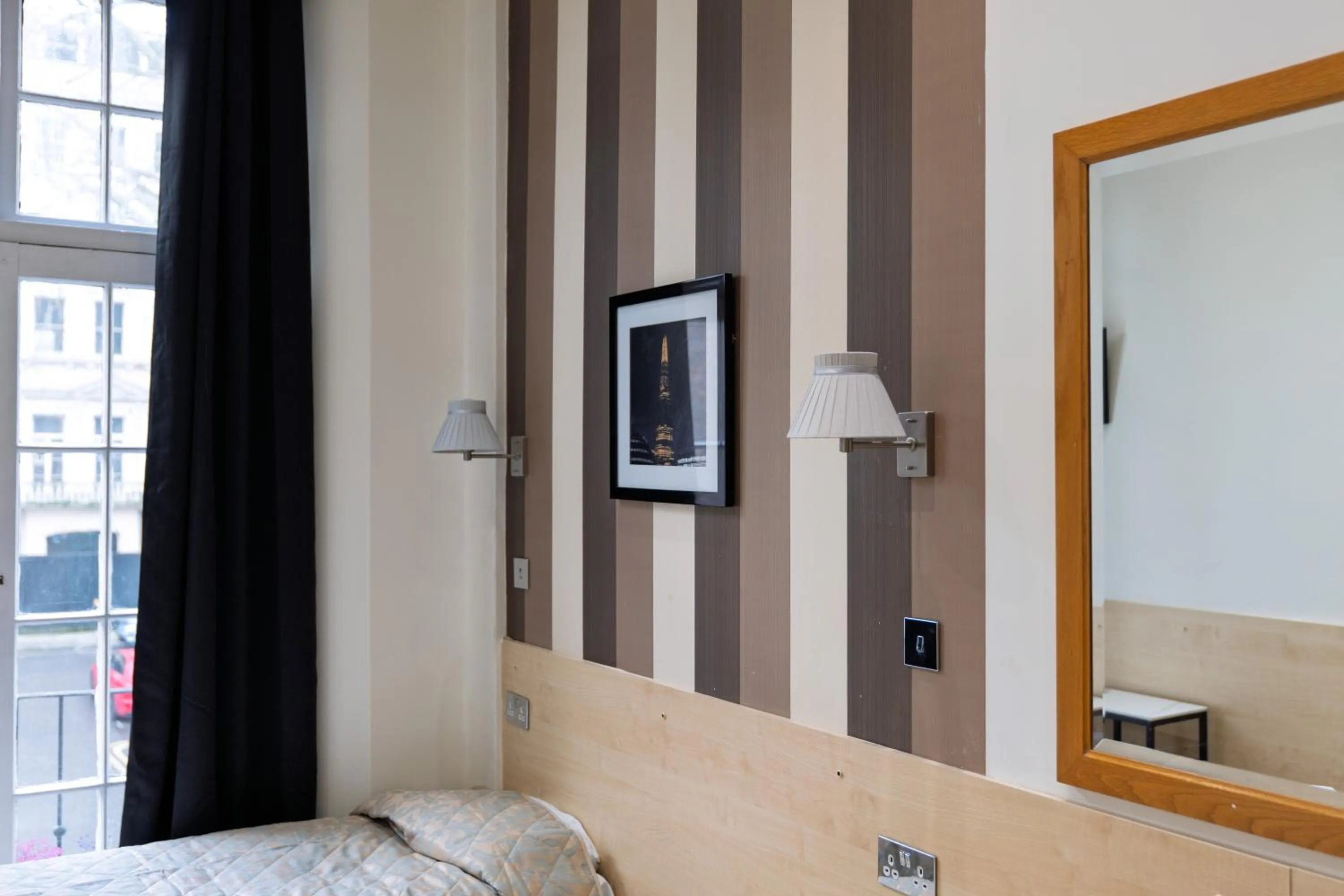 Bed in St George Hotel Paddington