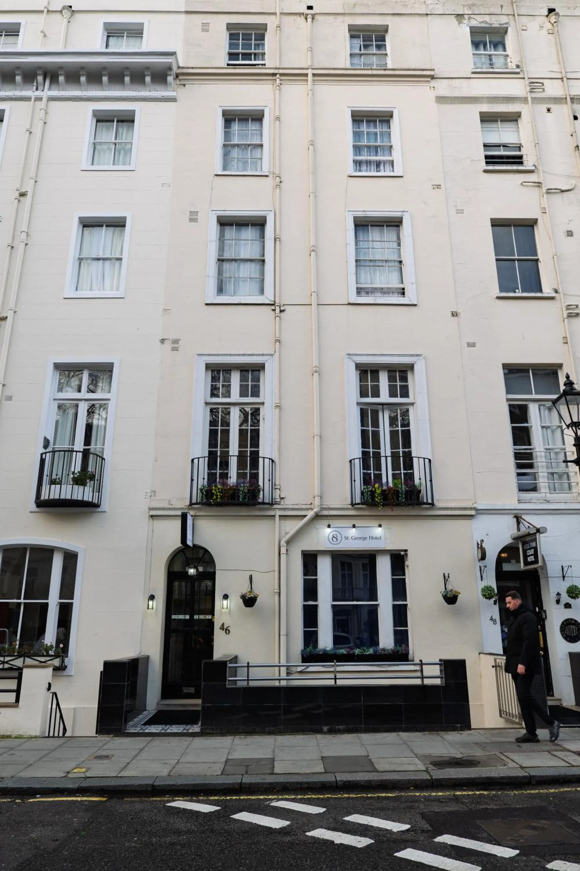 Property building in St George Hotel Paddington