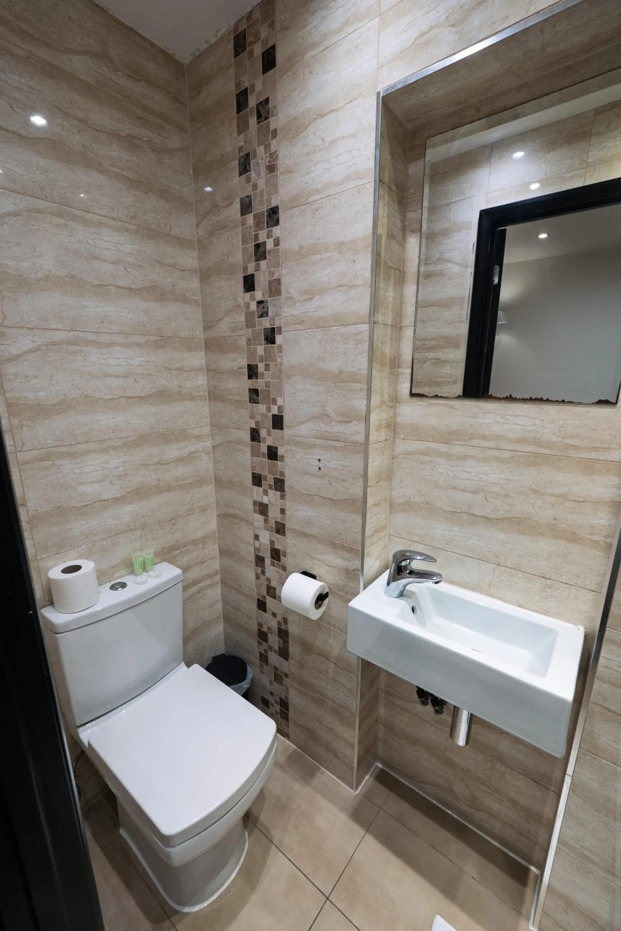 Bathroom in St George Hotel Paddington