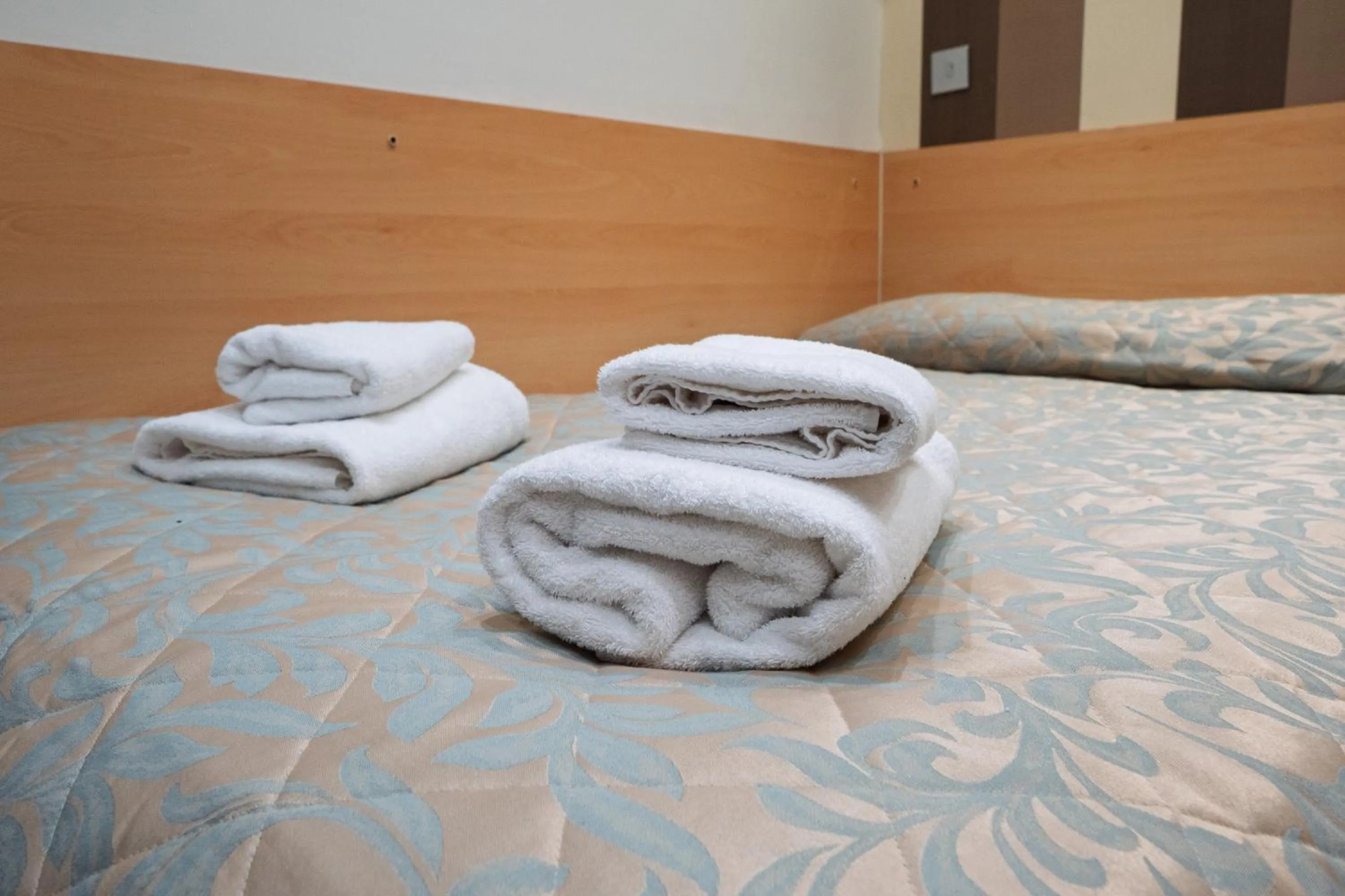 Bed in St George Hotel Paddington