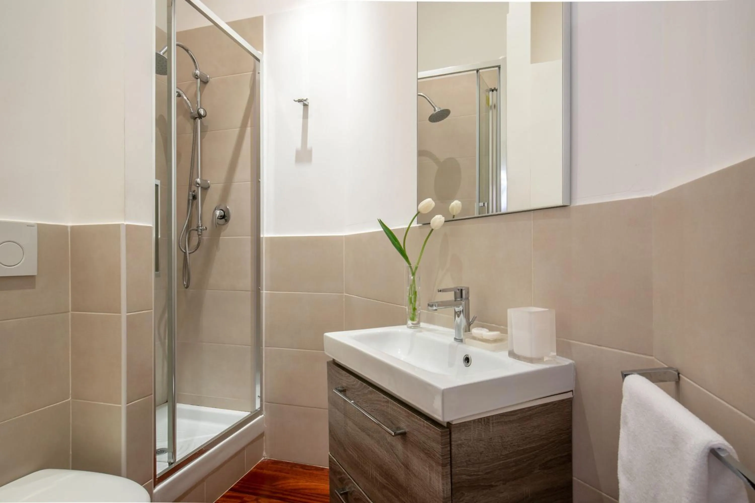 Bathroom in Avignonesi Suites - CA Domus Collection