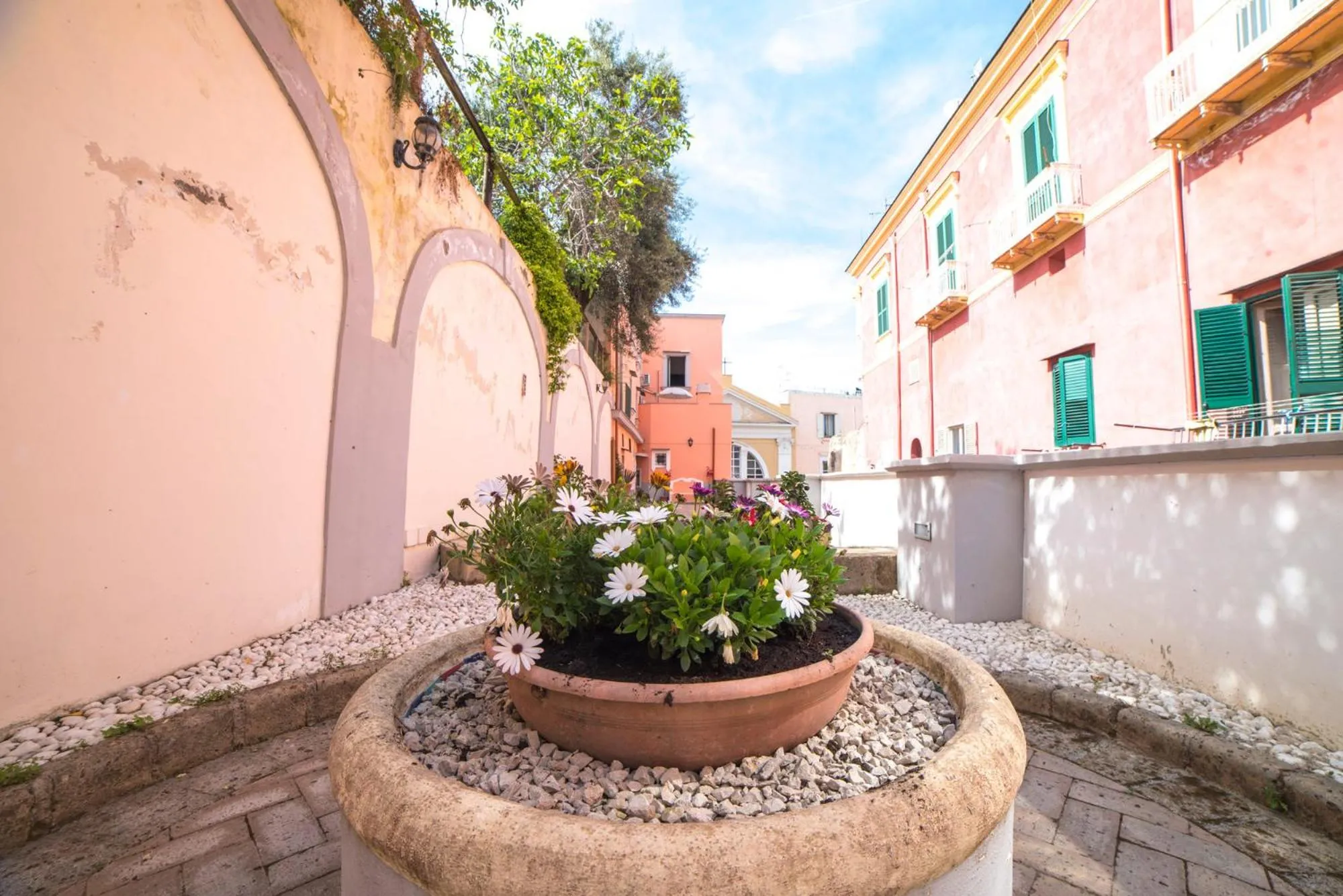 Garden in Il Borghetto Apartments & Rooms