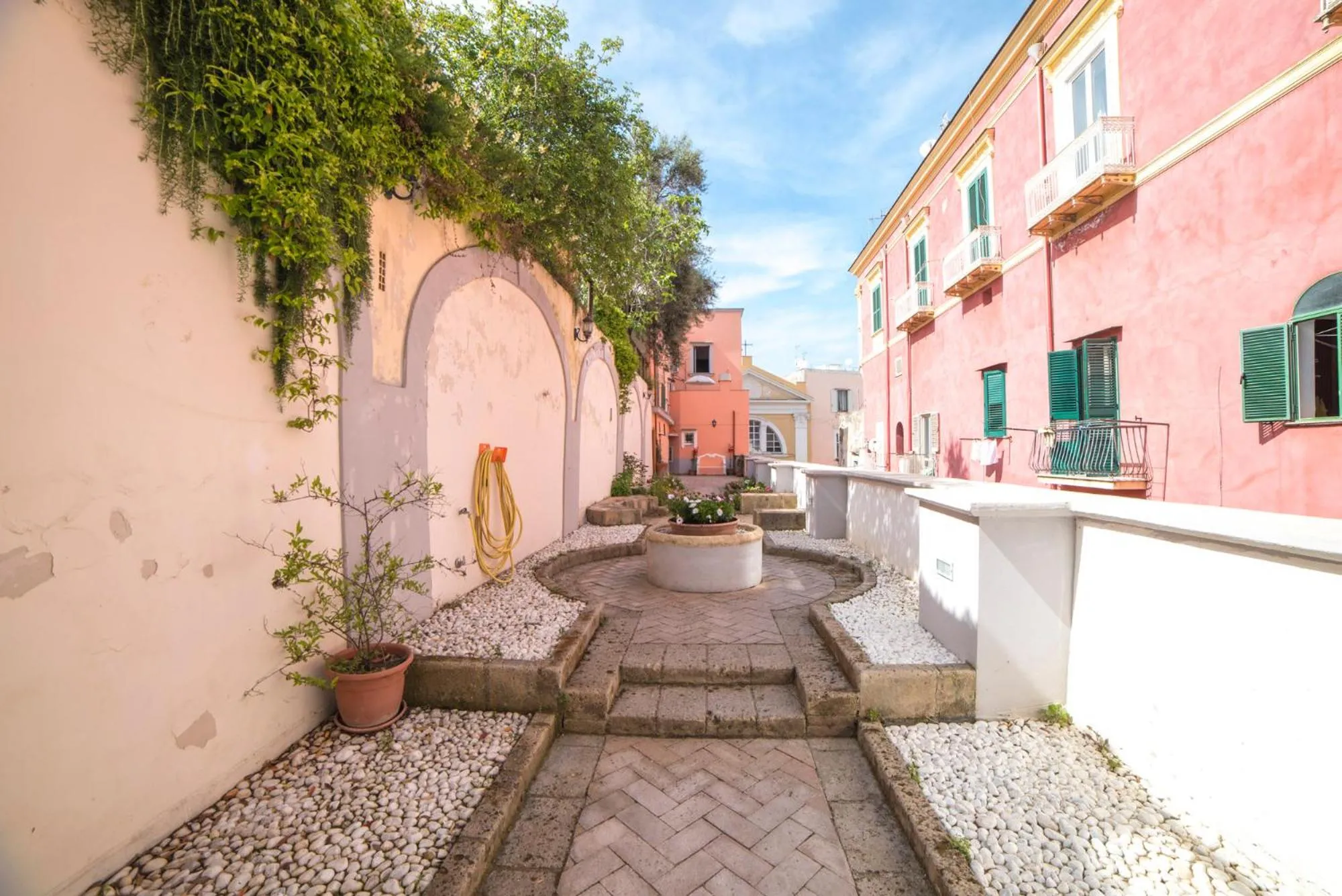 Garden in Il Borghetto Apartments & Rooms