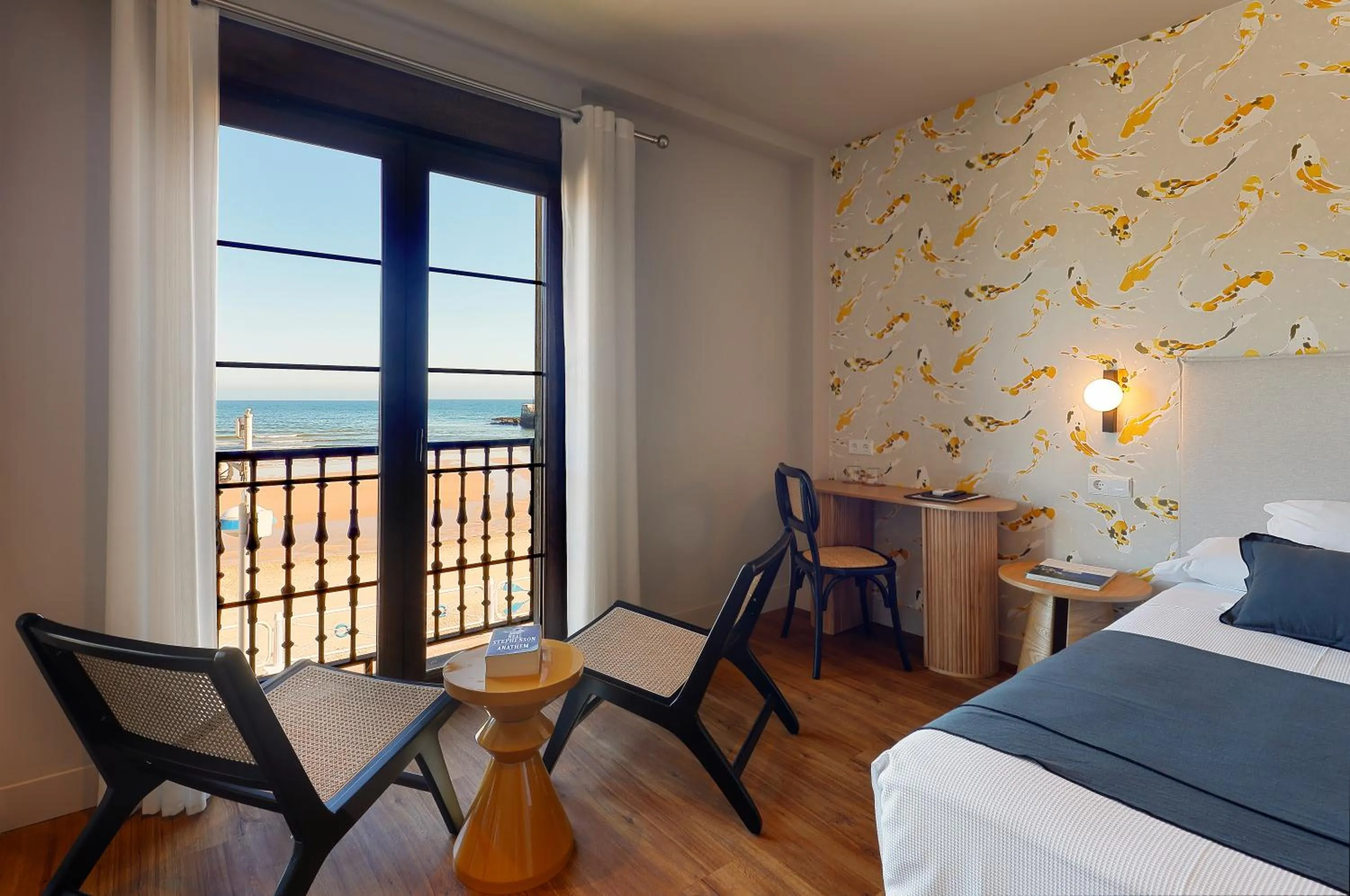 Sea view, Bed in Hotel Ribadesella Playa