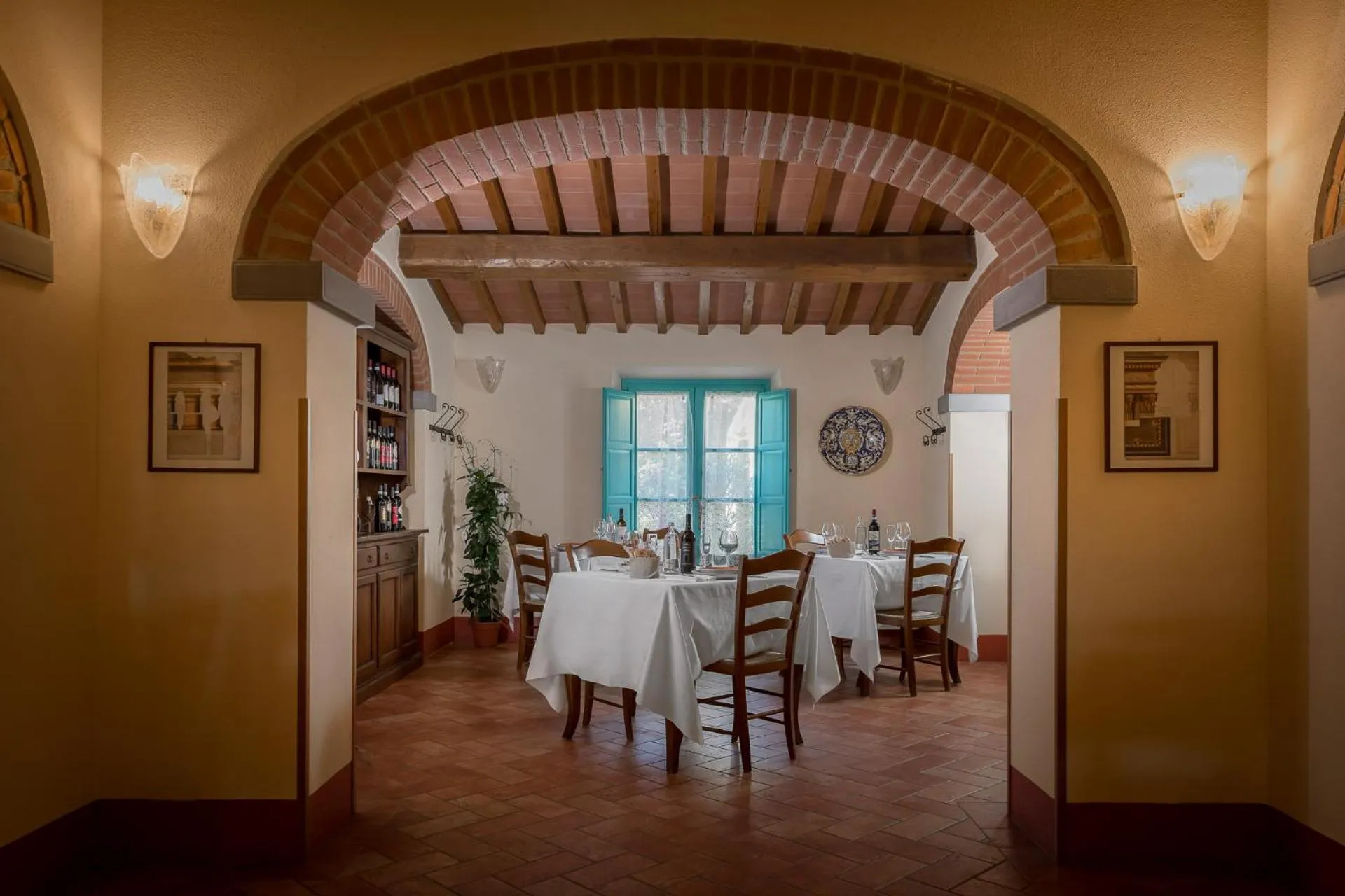 Restaurant/places to eat in Residence Serristori