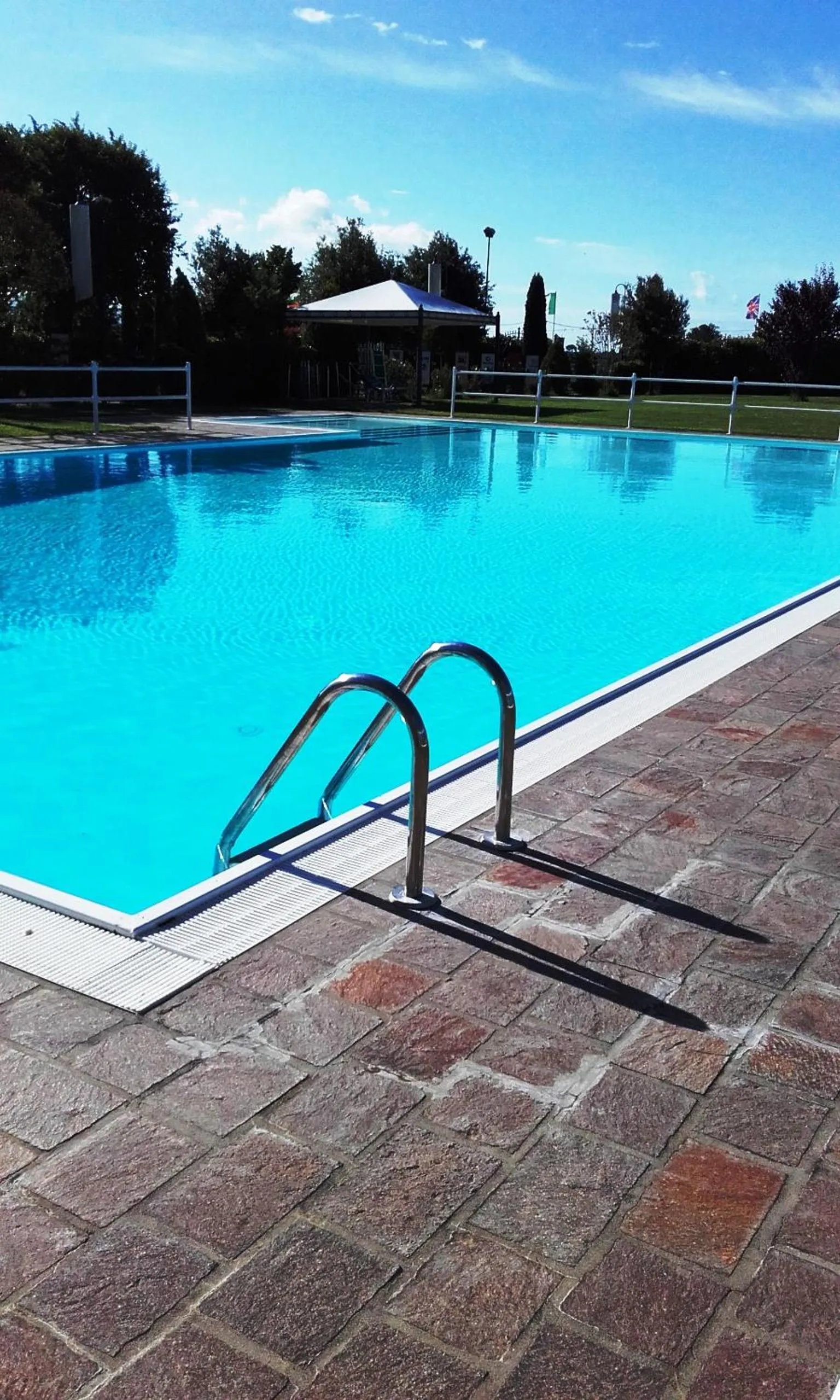 Swimming pool in Residence Serristori