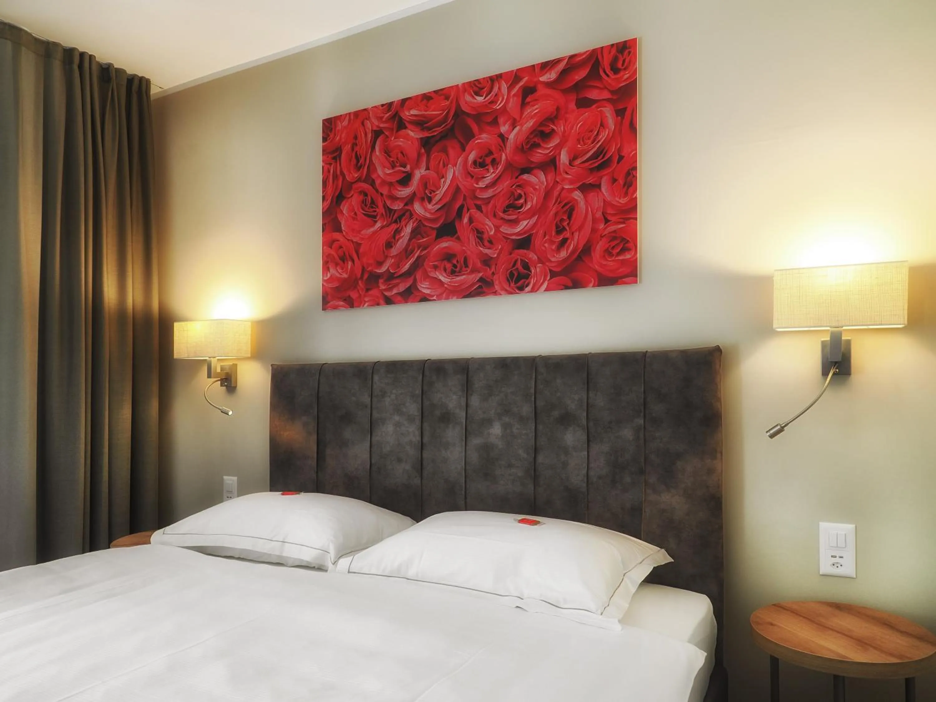 Decorative detail, Bed in Charme Hotel Ristorante Tre Terre