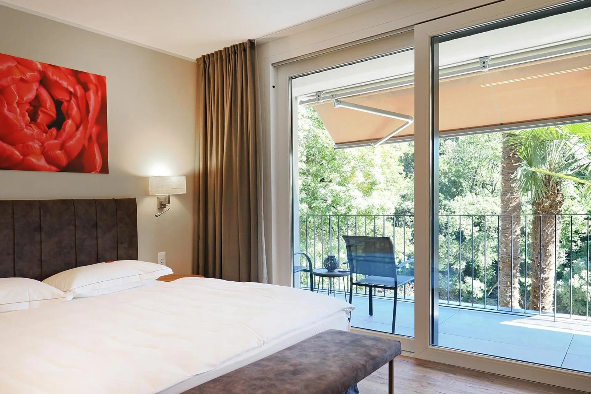 View (from property/room), Bed in Charme Hotel Ristorante Tre Terre