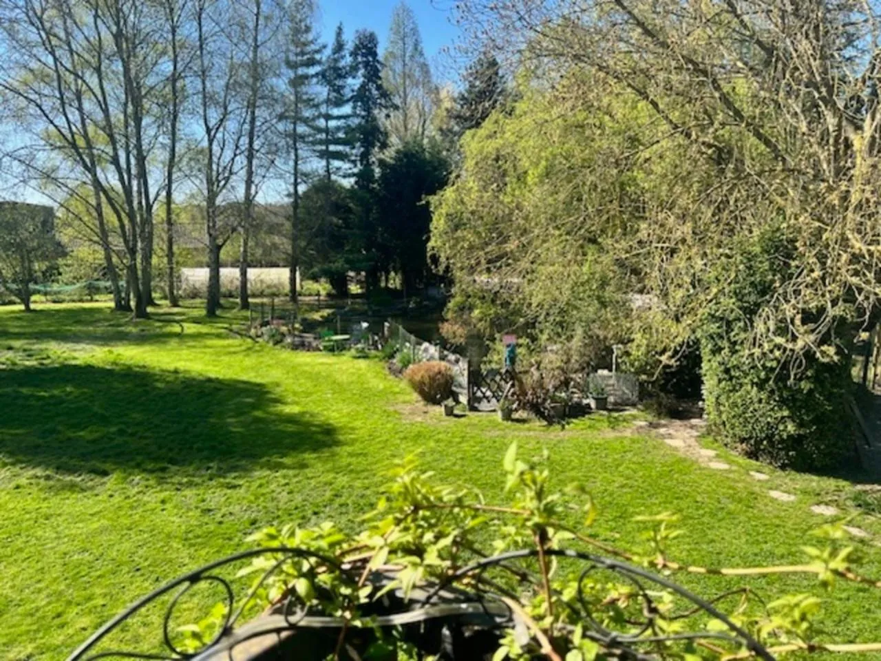 Patio in Chambre d'hôtes Élevage' chemin noir