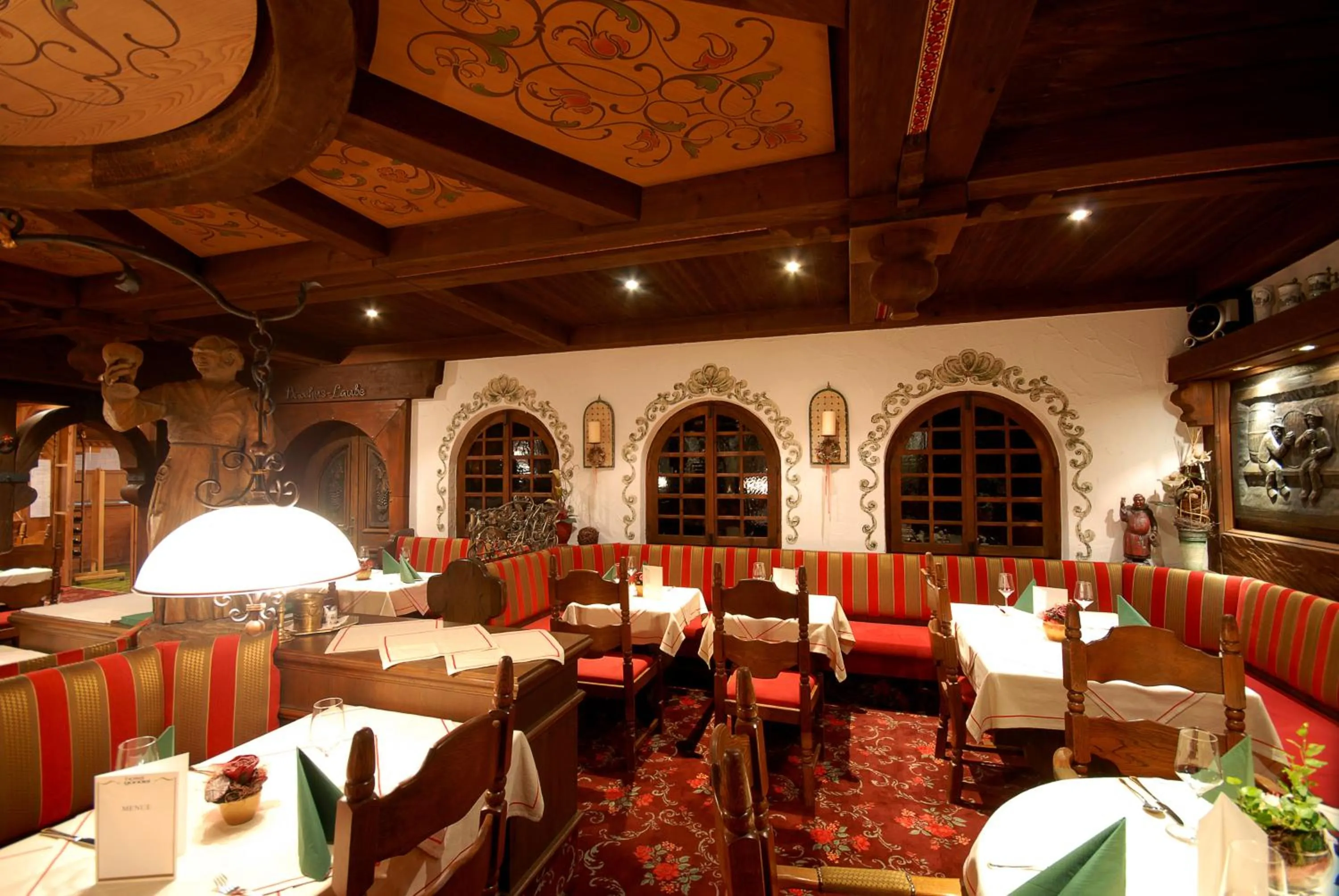 Restaurant/places to eat in Hotel Gondel