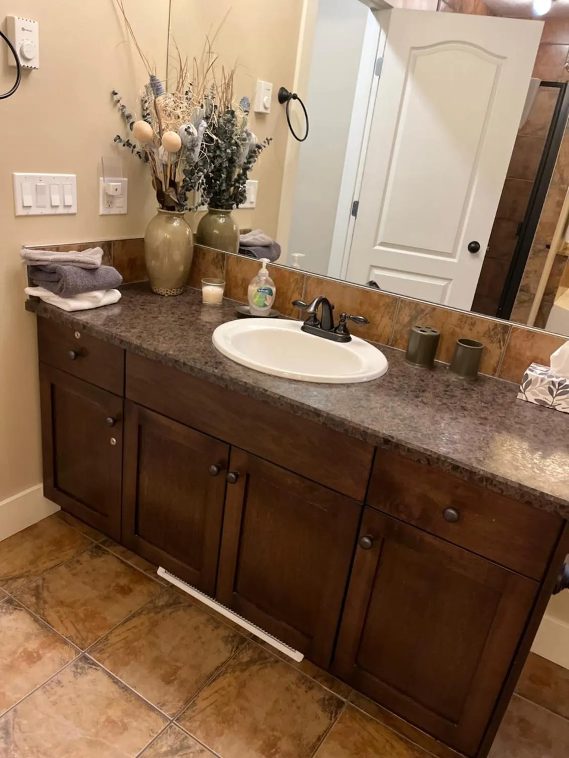 Bathroom in Mountain View Radium Condo - Copper Horn Village