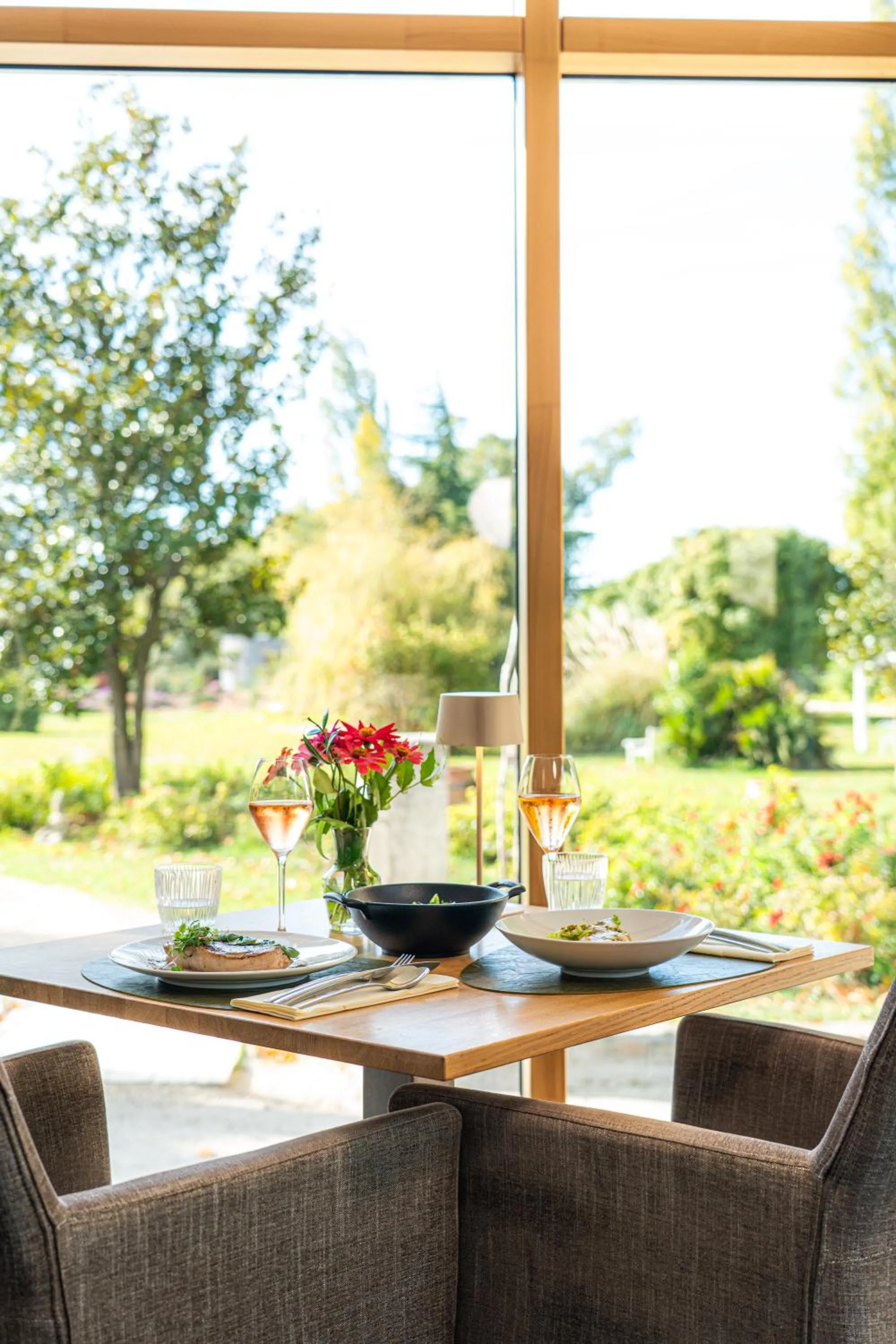 Restaurant/places to eat in Château De Massillan