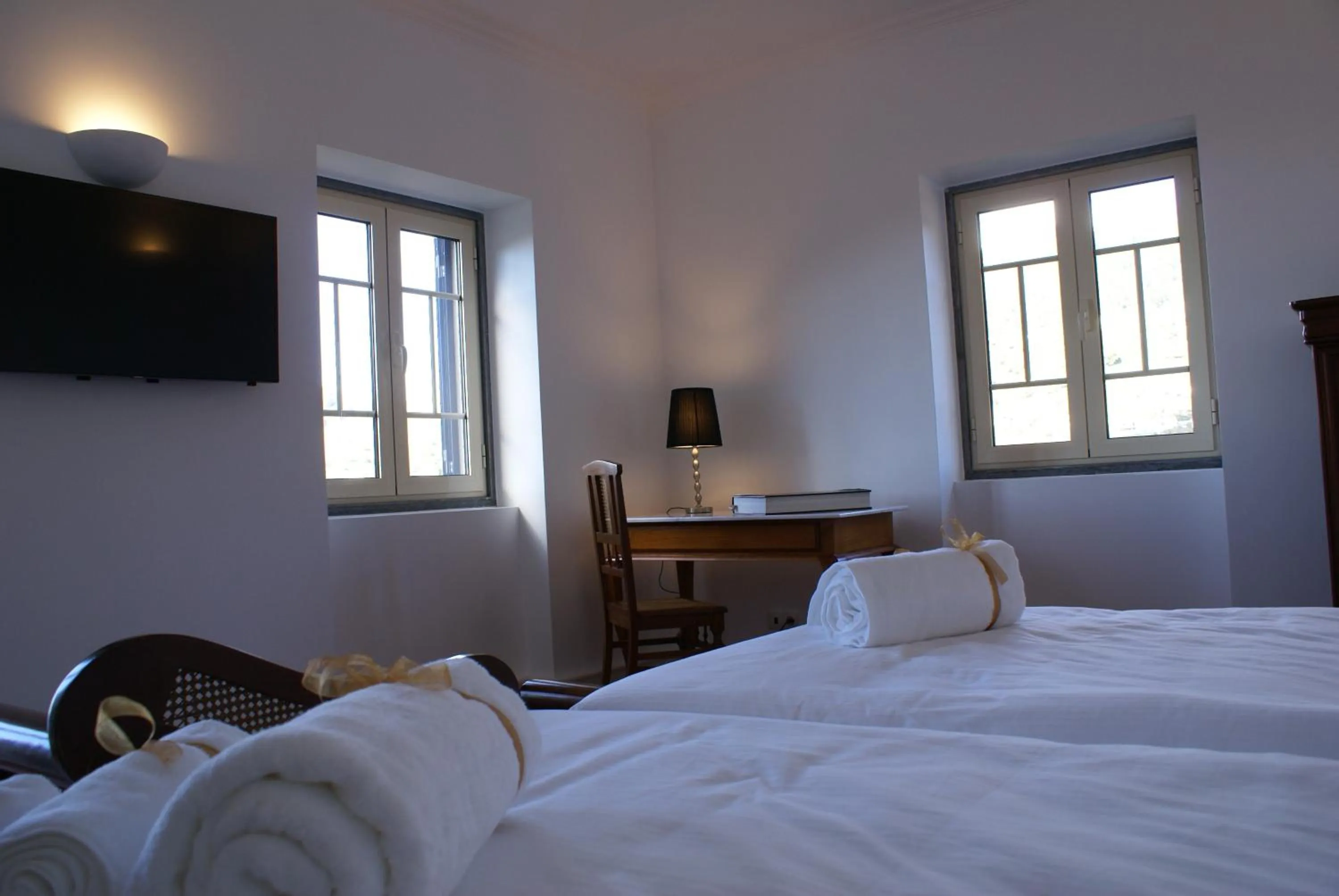 Photo of the whole room, Bed in Quinta Paços do Lago