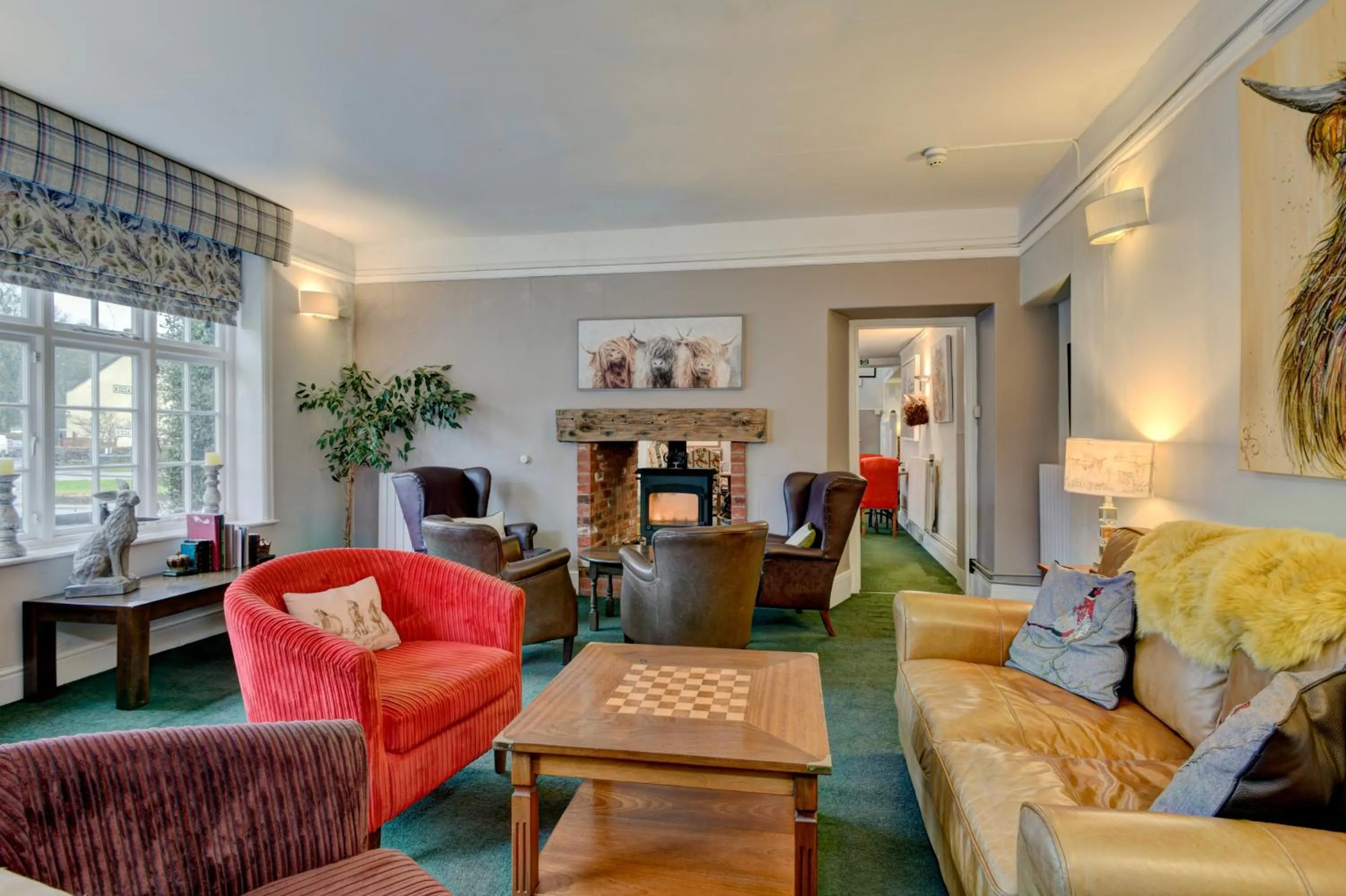 Lounge or bar in The Crown Hotel