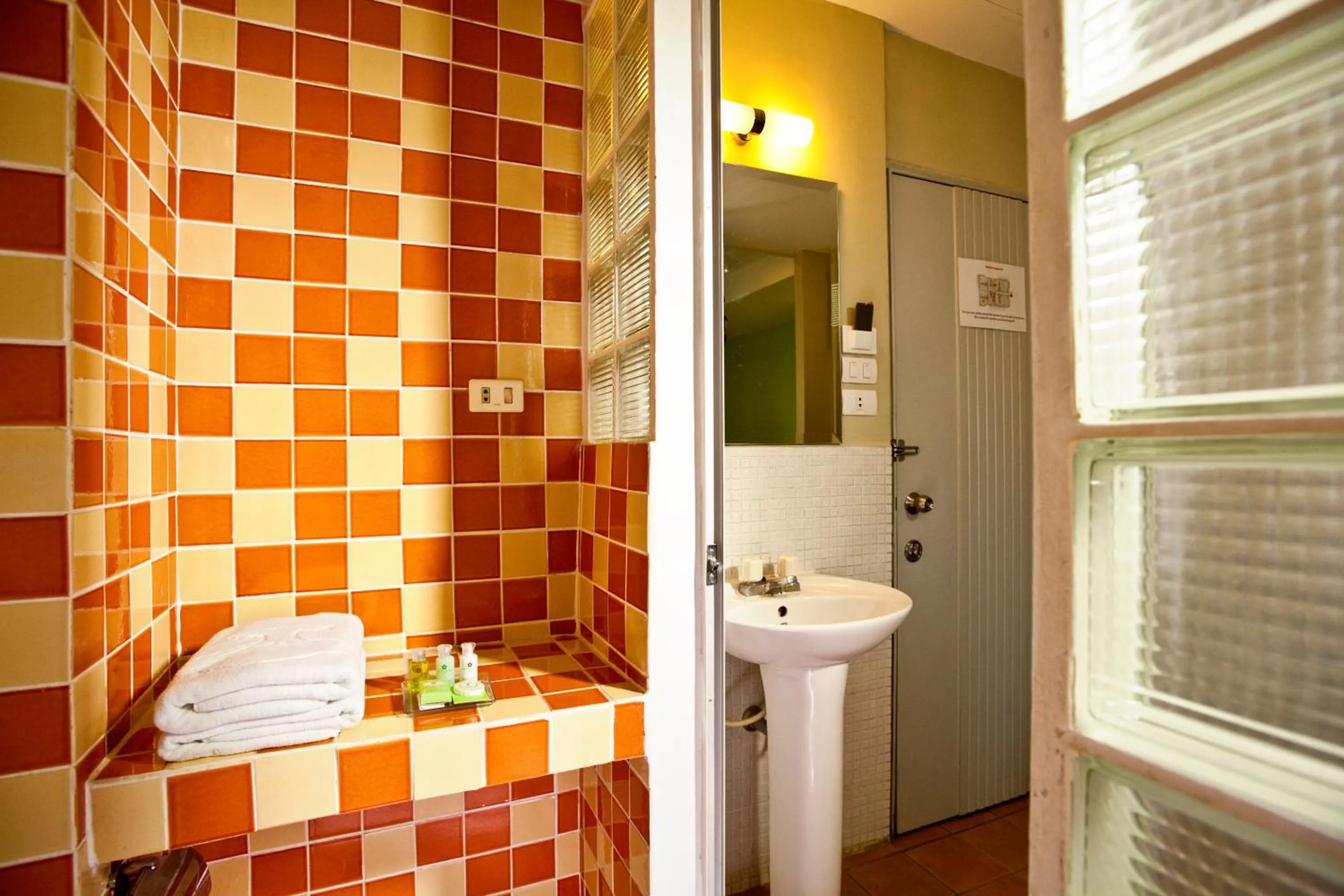 Shower in Lantana Pattaya - SHA Extra Plus