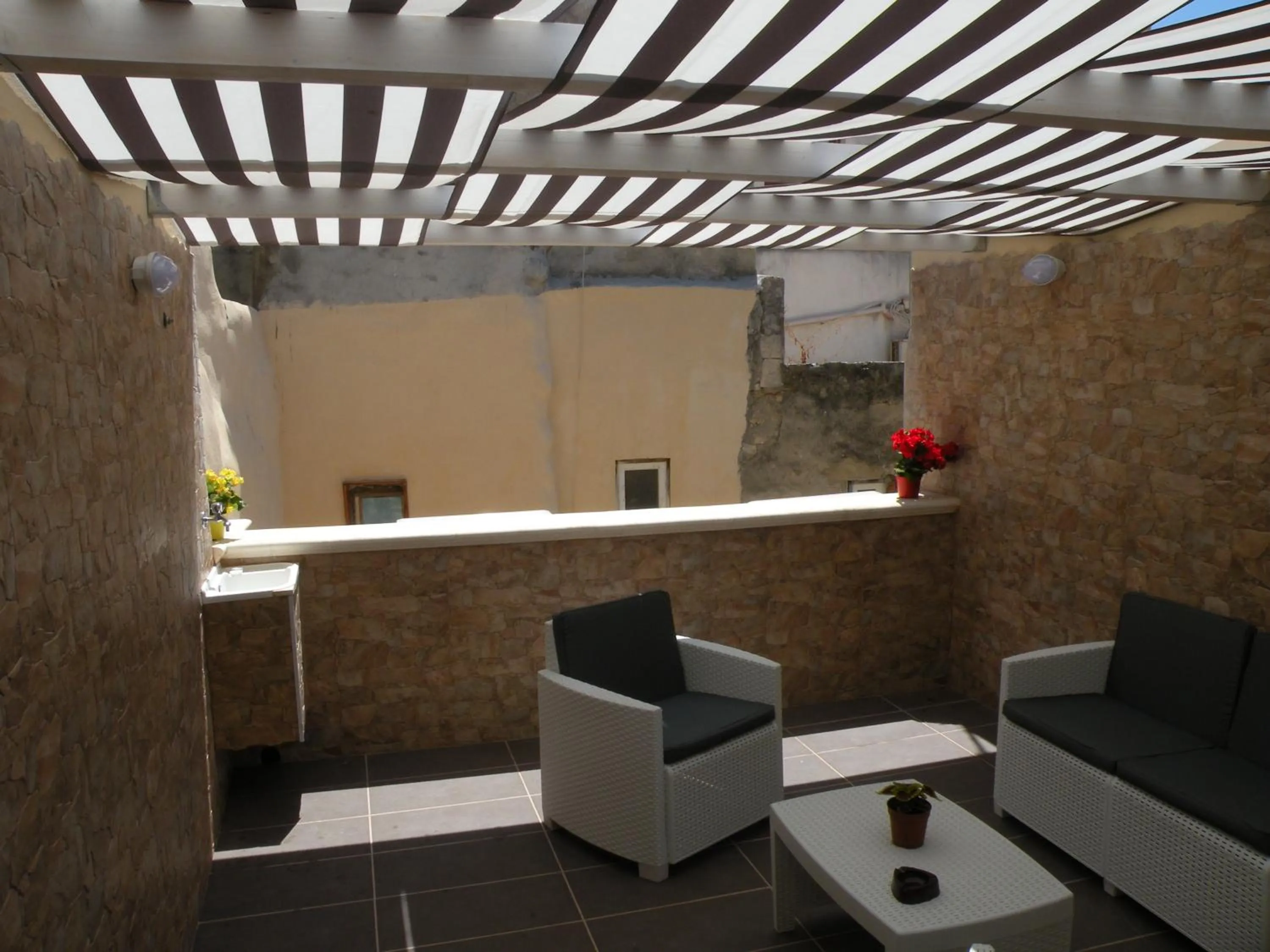 Balcony/Terrace in Al Blu Ortigia Apartments