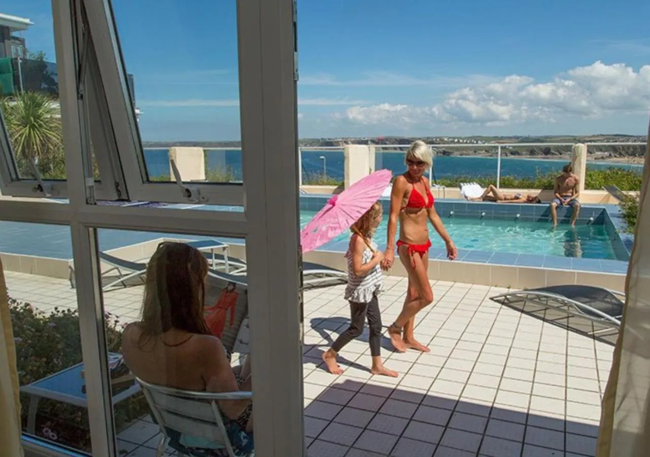 People in Atlantic Hotel Newquay