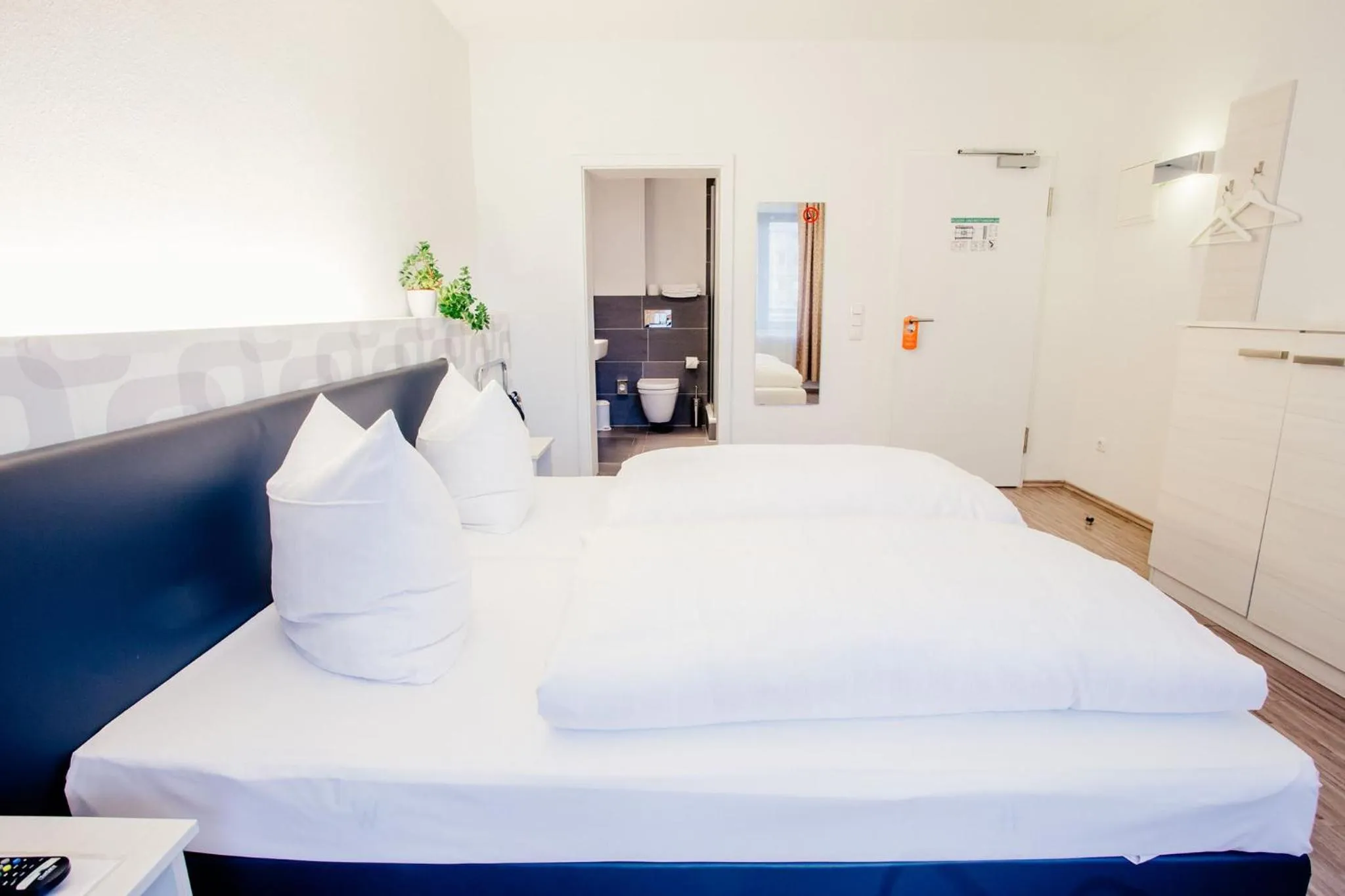 Photo of the whole room in Fair Hotel Mönchengladbach City