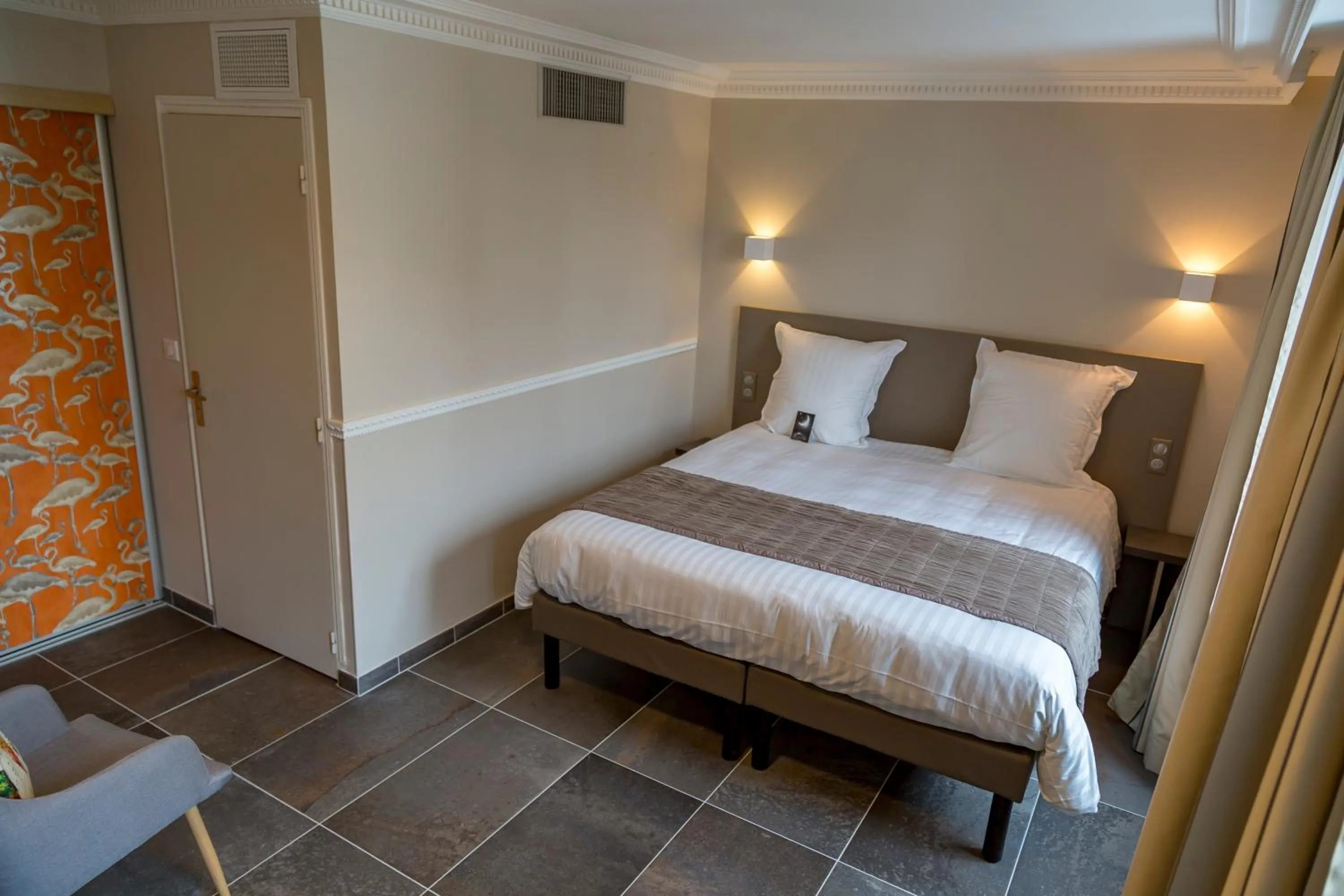 Bed in Hotel Jean Moët