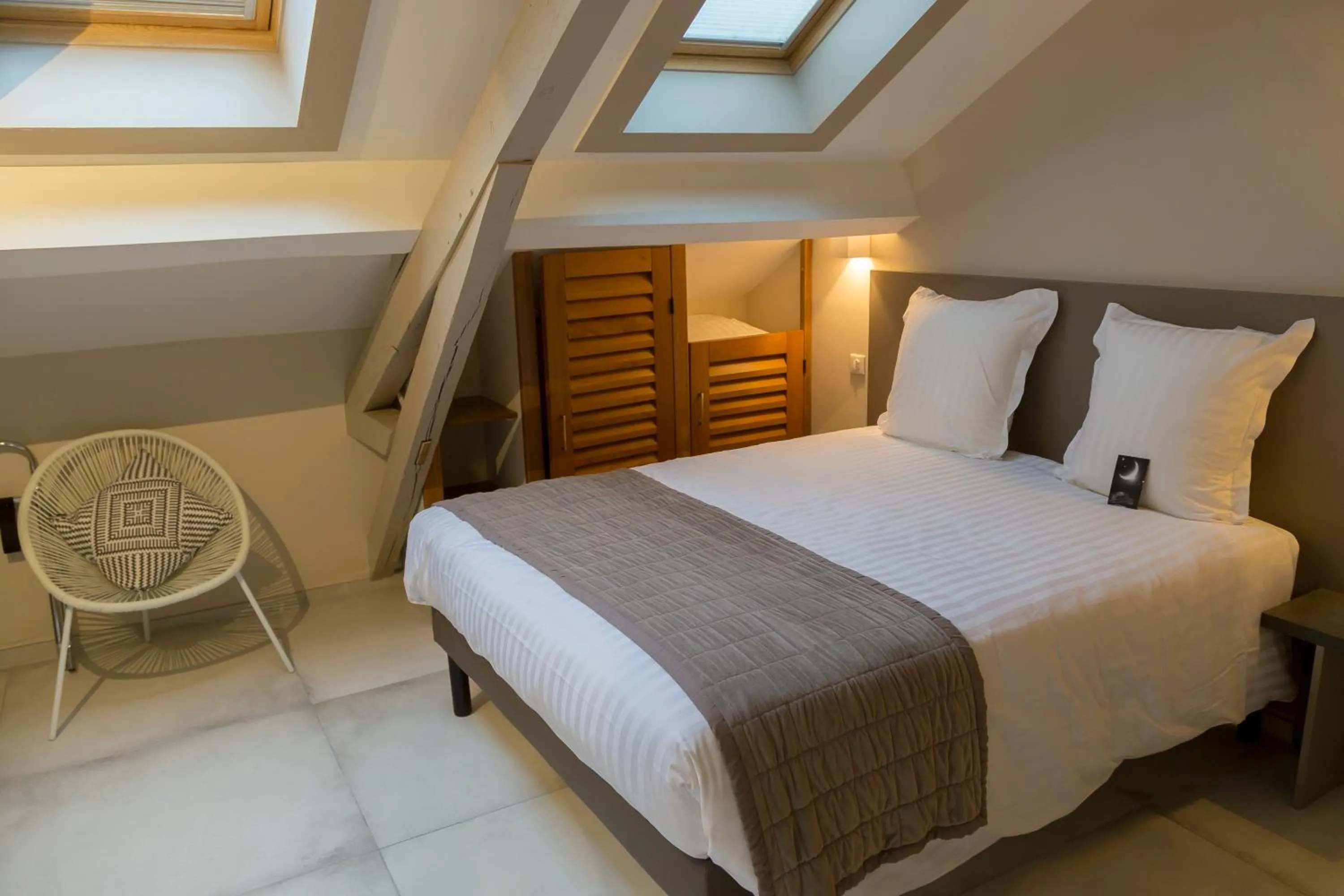 Bed in Hotel Jean Moët