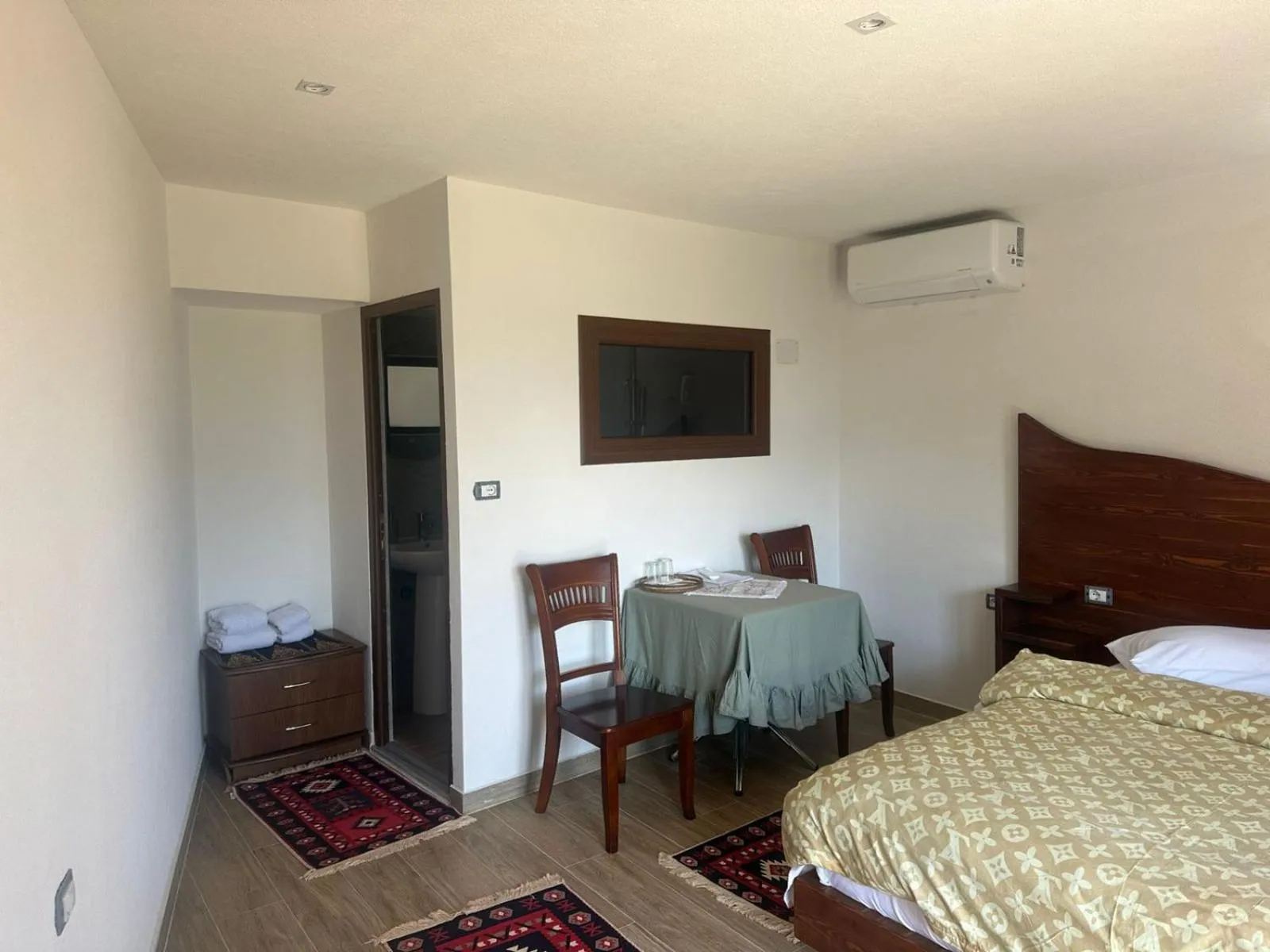 Bed in Guesthouse Mele