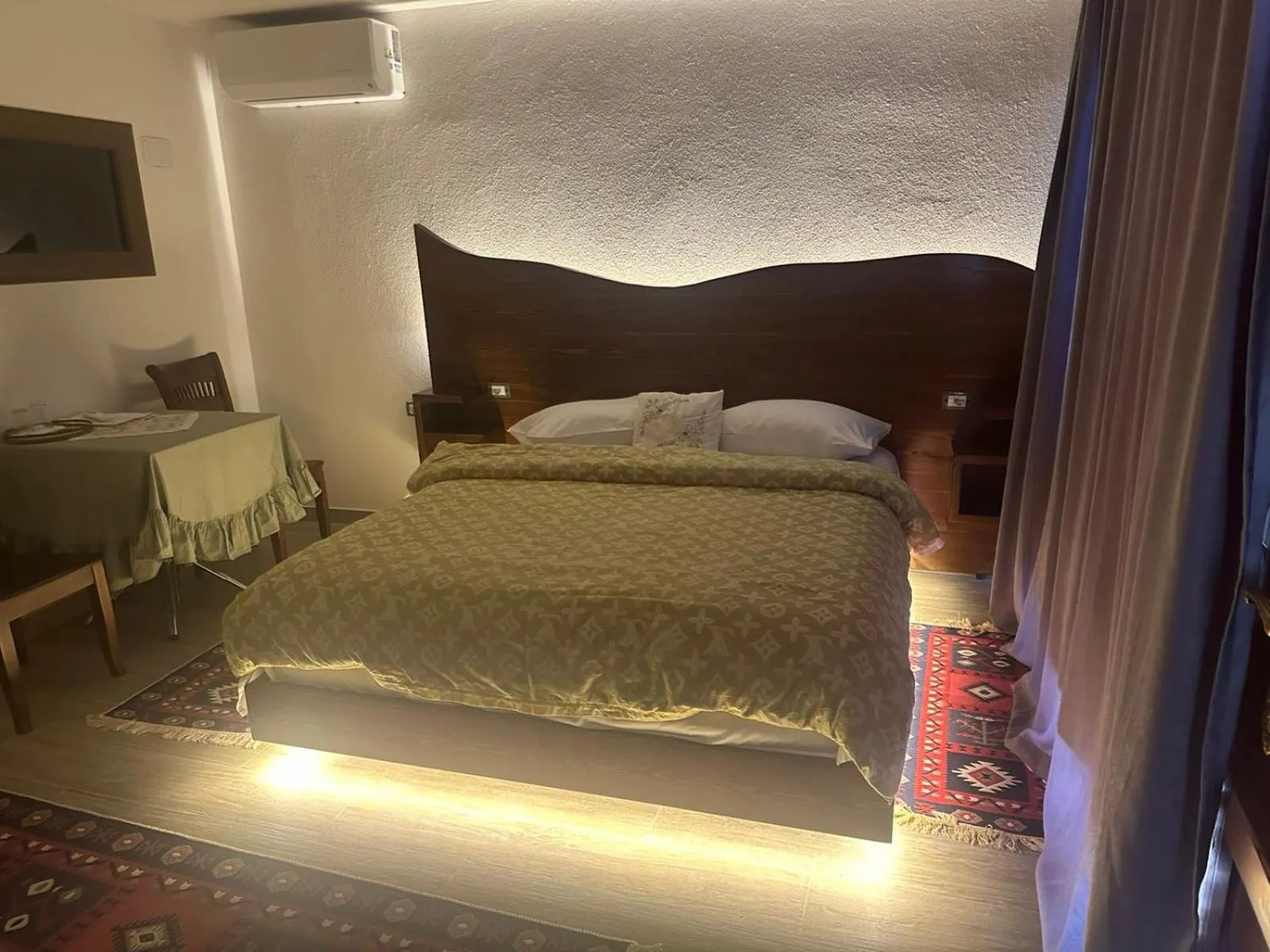 Bed in Guesthouse Mele