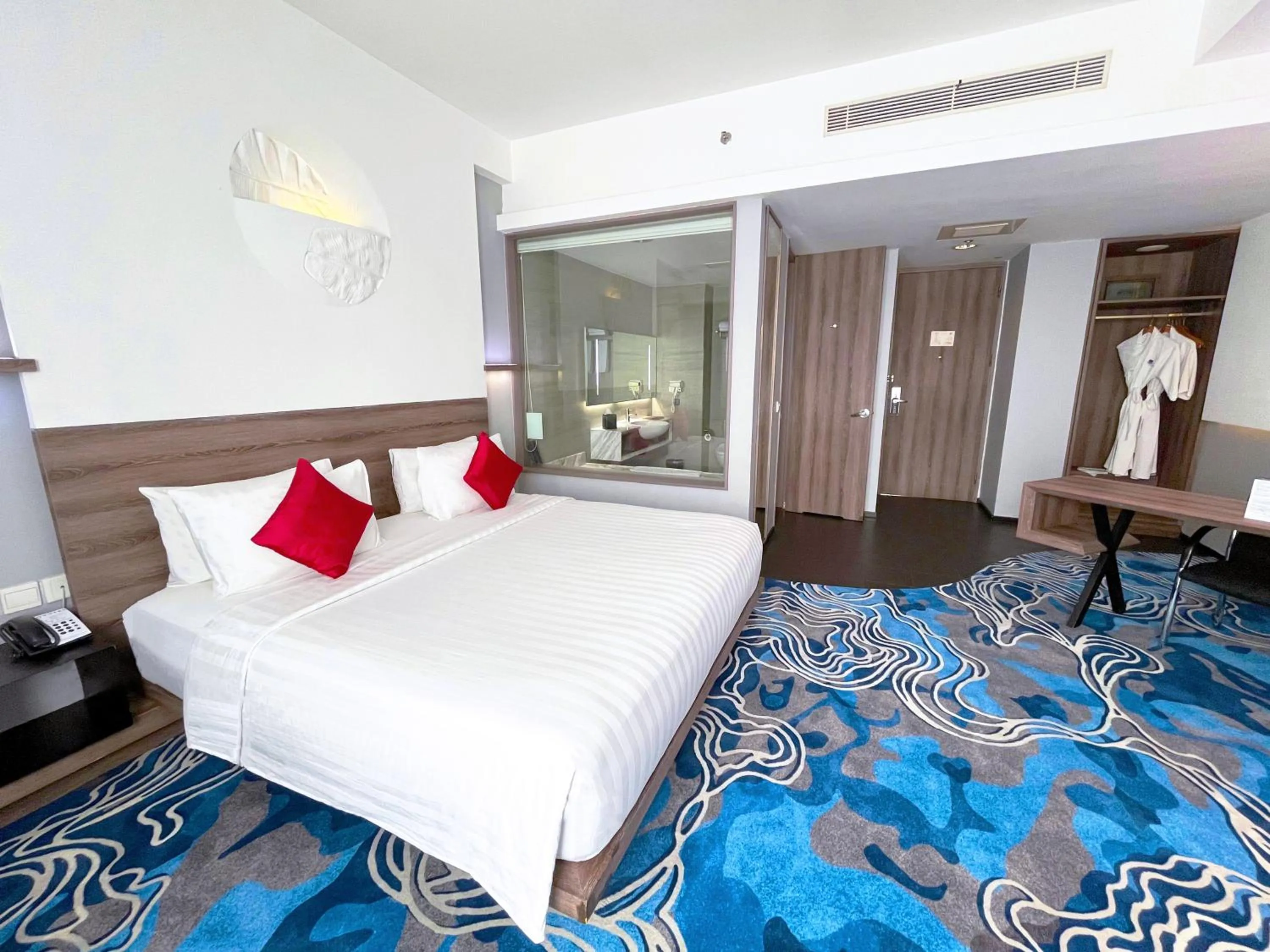 TV and multimedia, Bed in Novotel Bandung