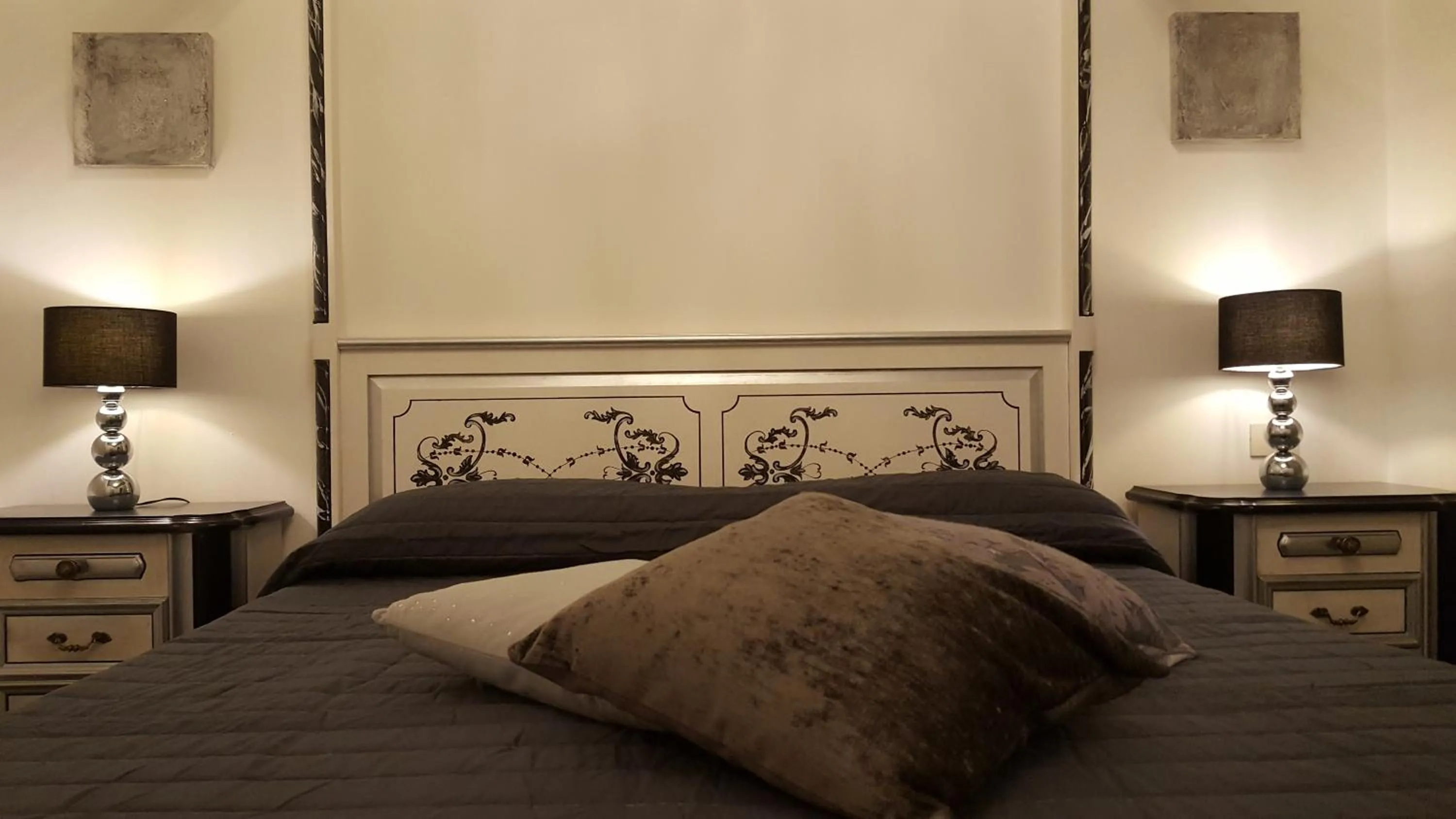 Bed in Sweet Tuscany