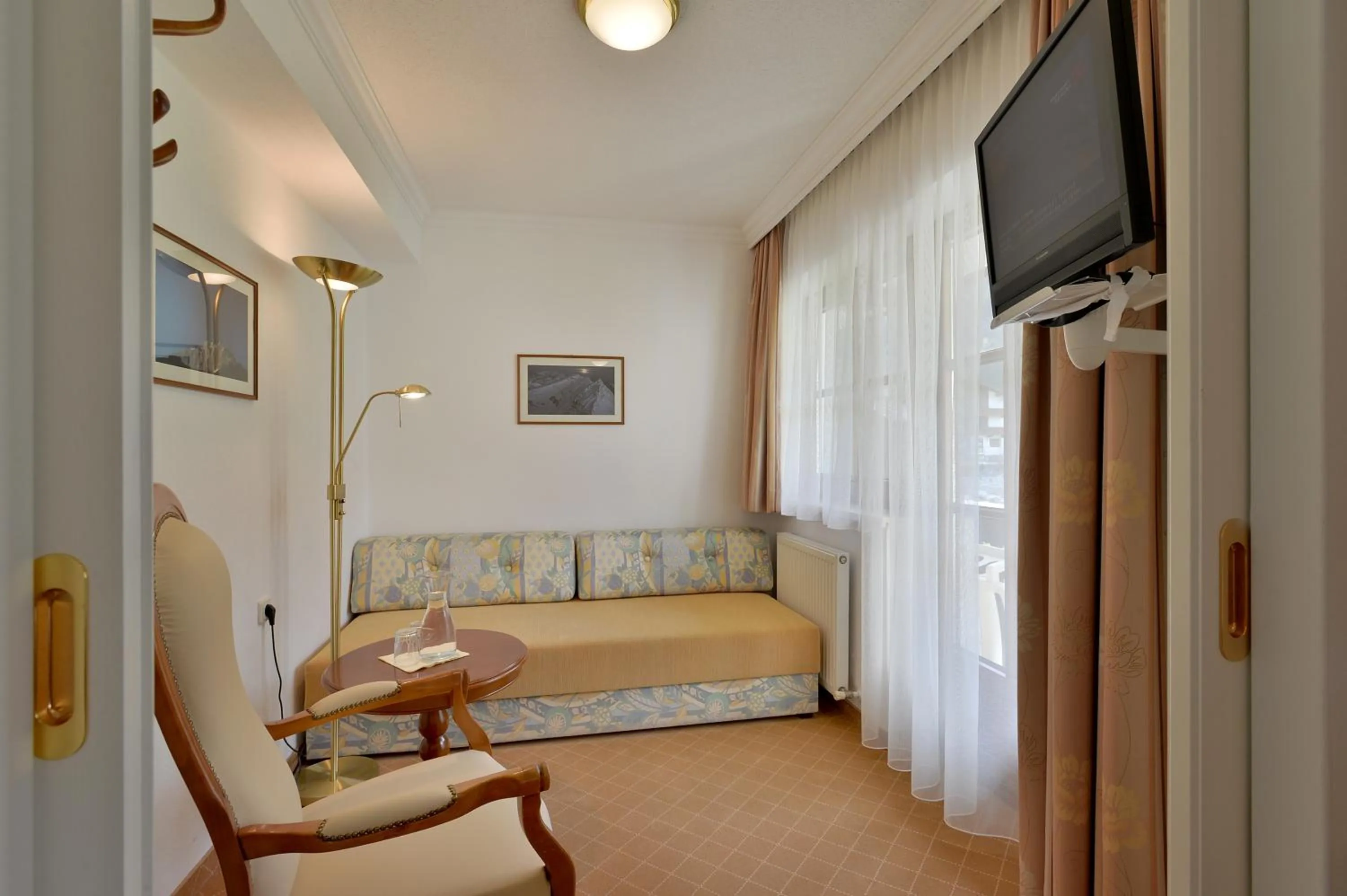 Bed in Hotel Waldheim Garni