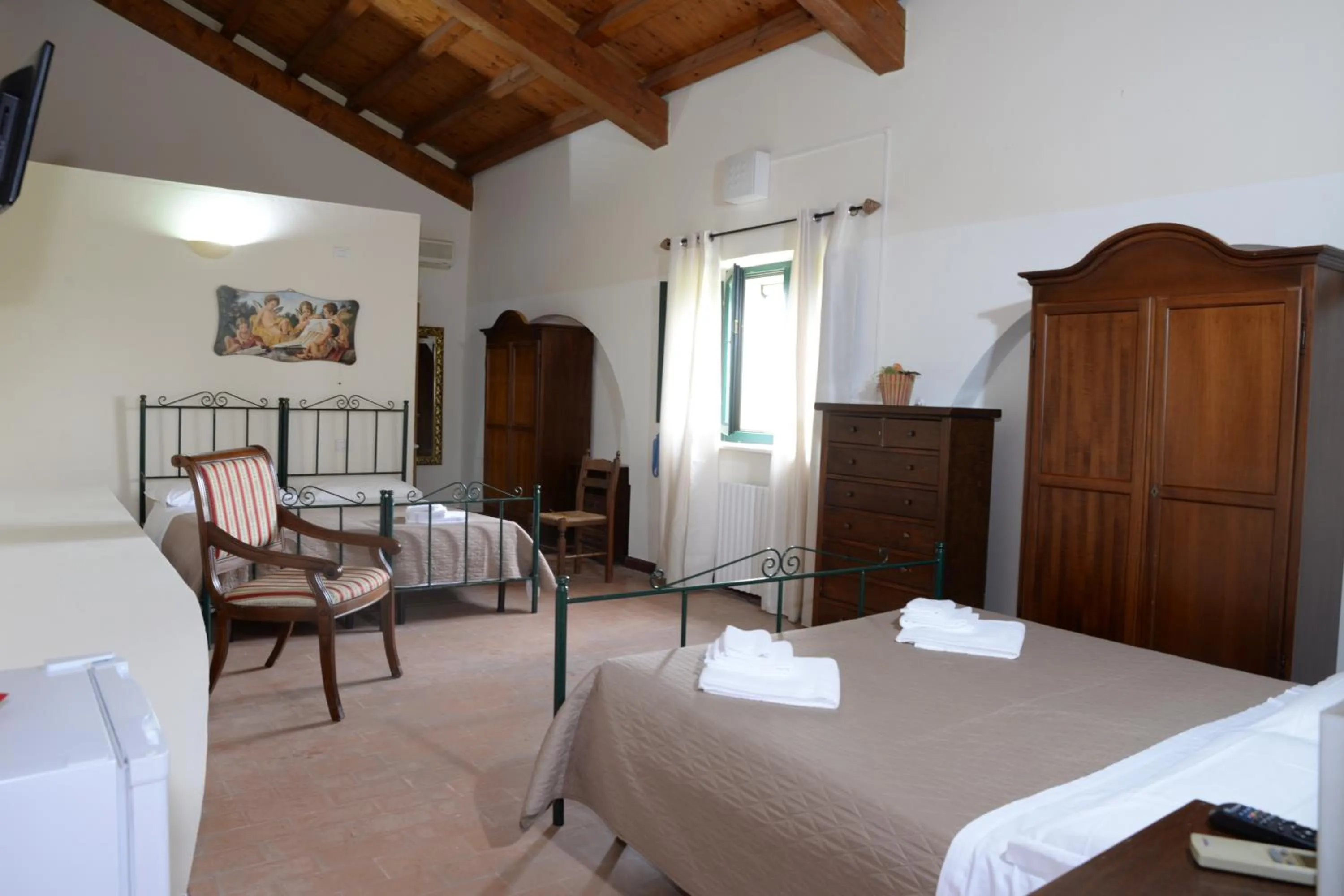 Bed in Hotel Ristorante Termitito