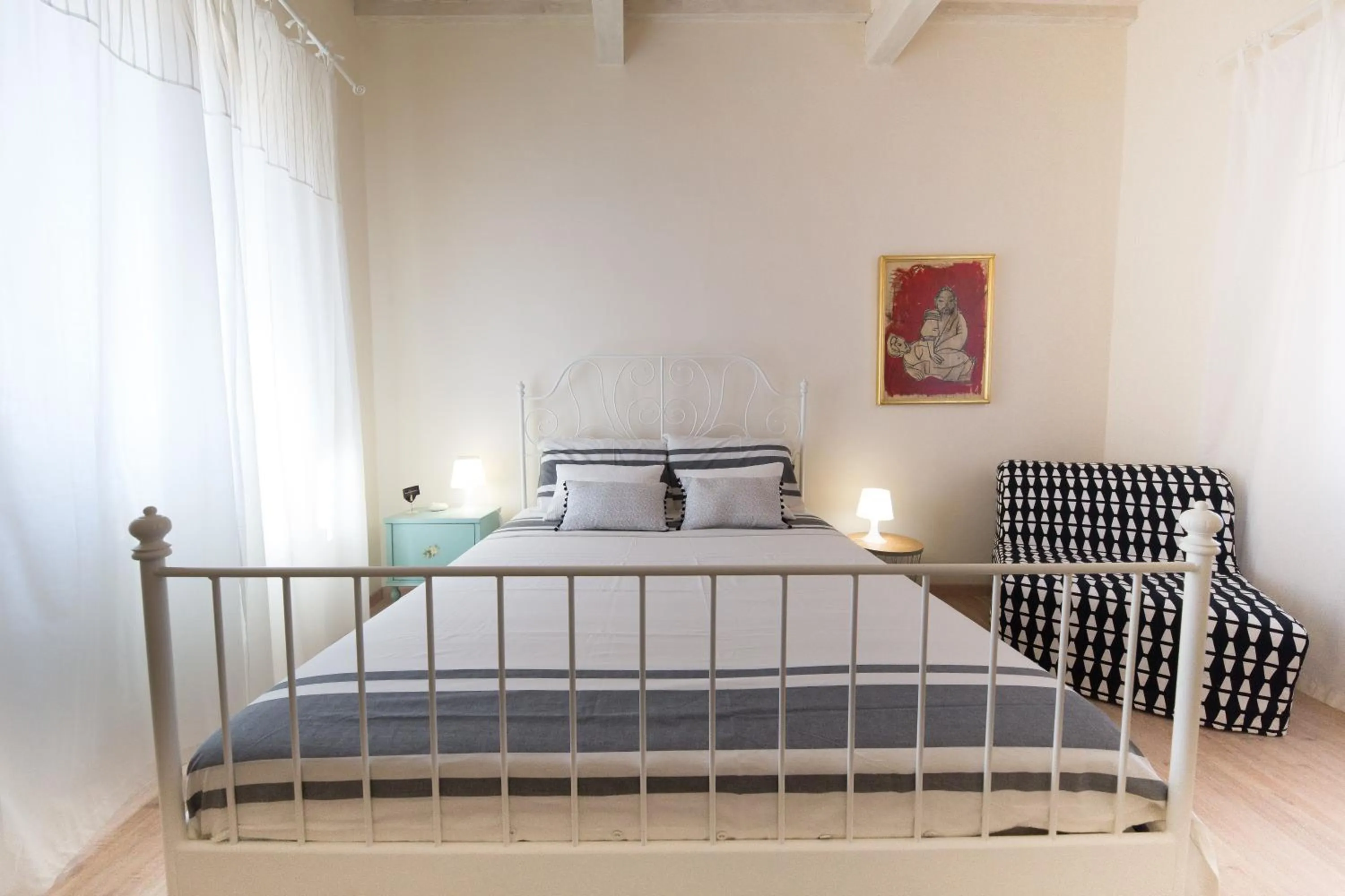 Bed in B&B In Acquaviva