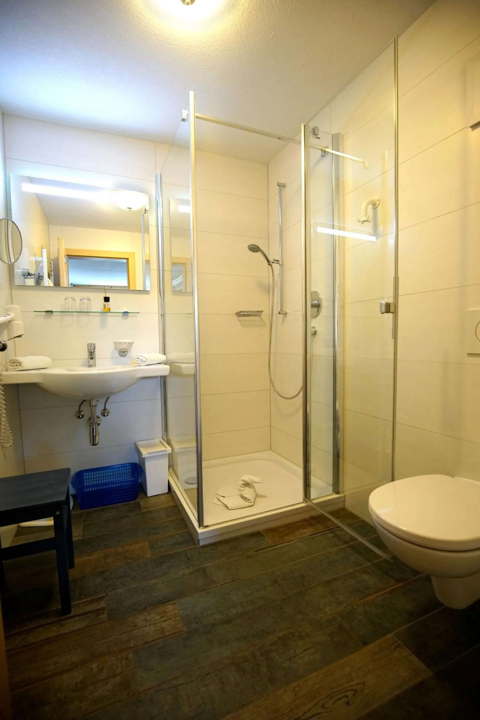Bathroom in Alpenstern rooms & suites