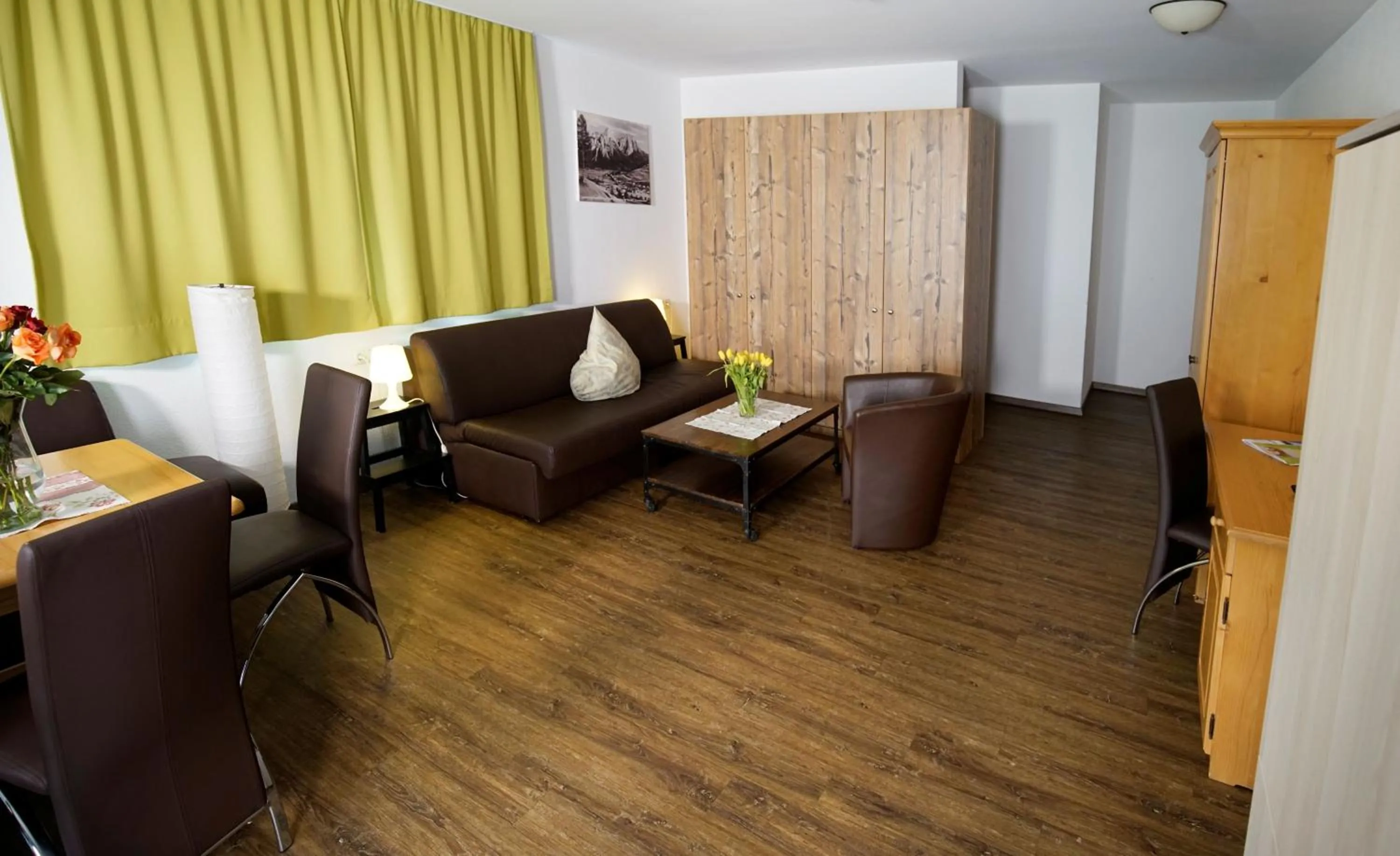 Living room in Alpenstern rooms & suites