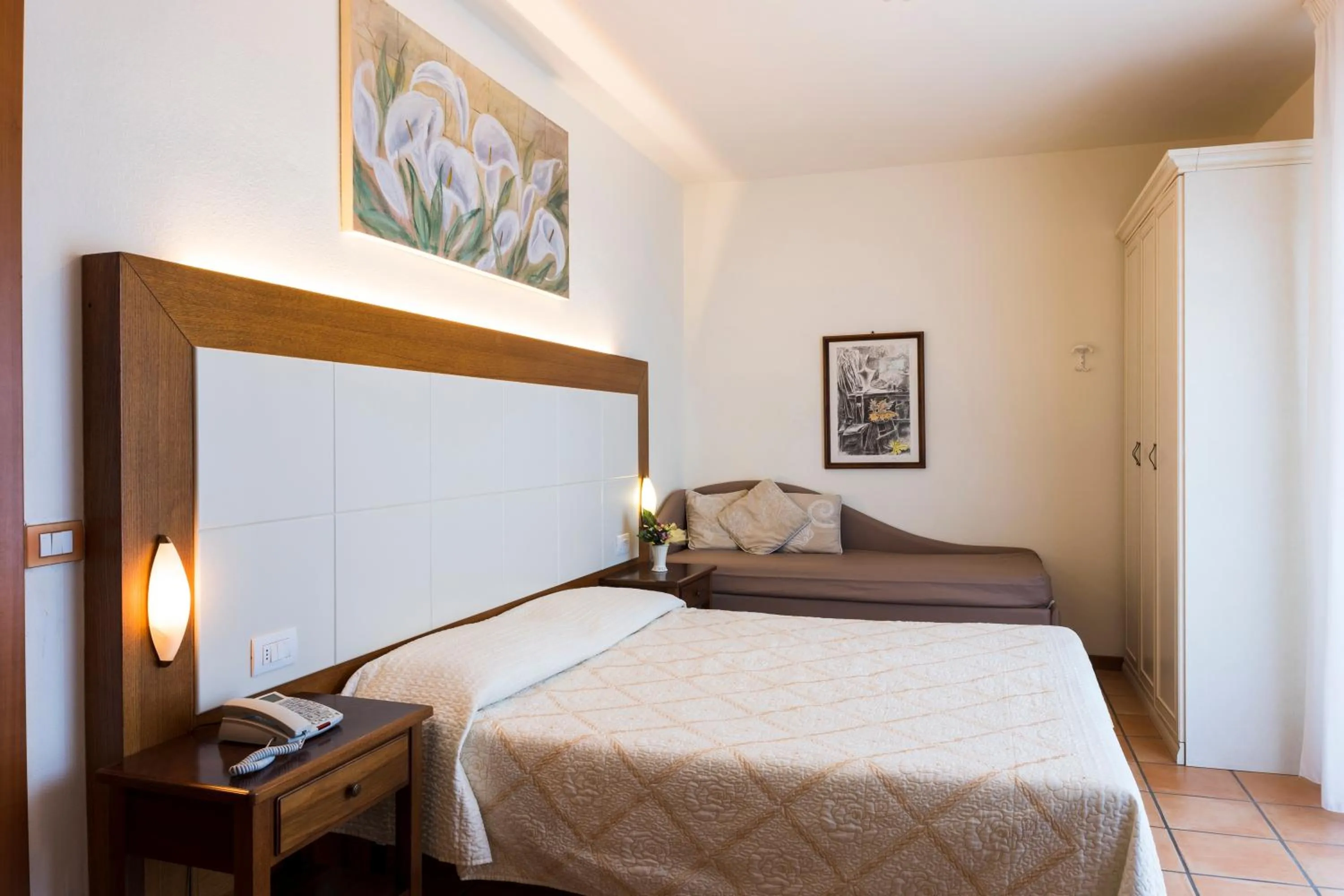 Bedroom, Bed in Hotel Sylvia