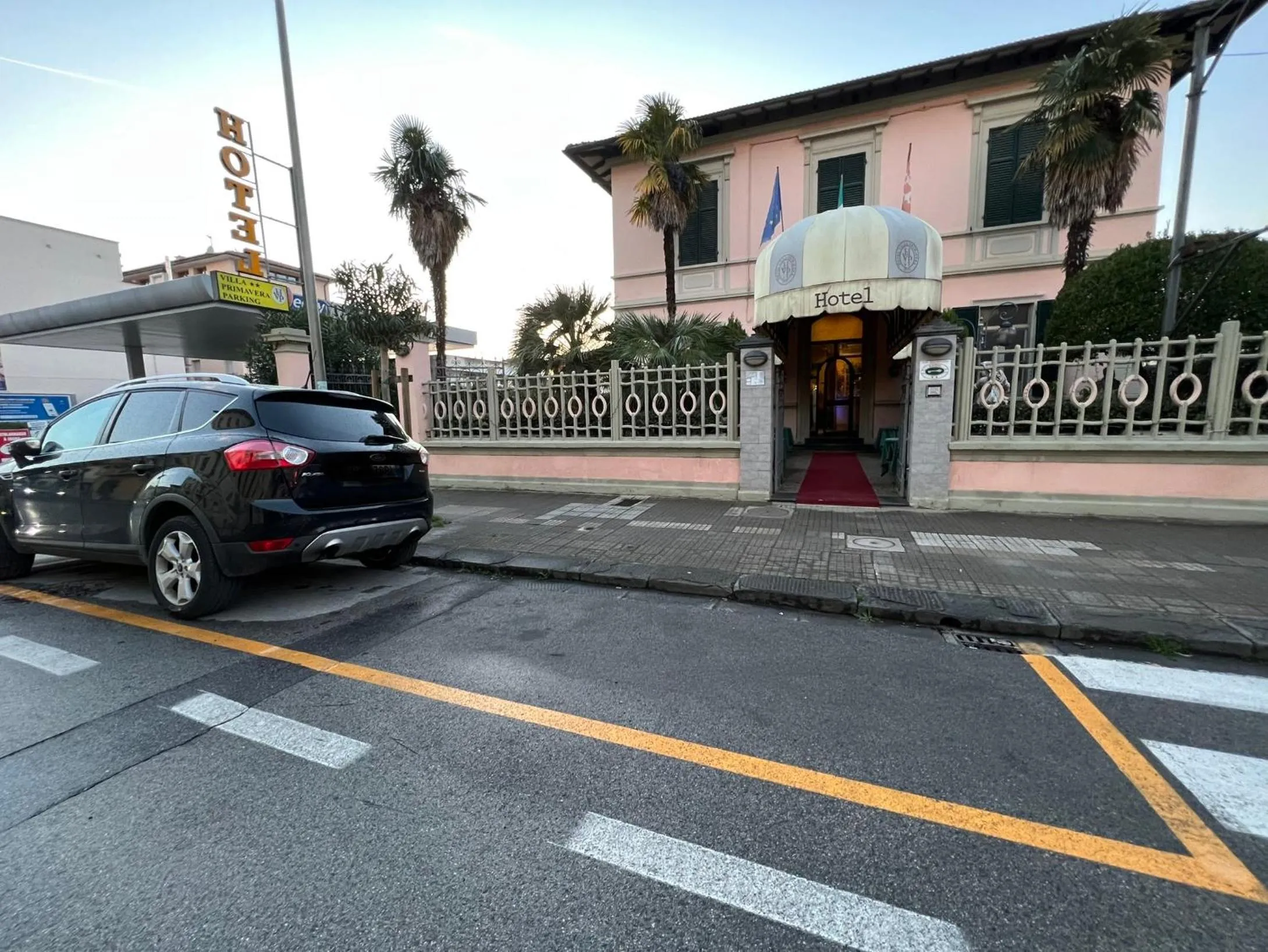 Property building in Hotel Villa Primavera