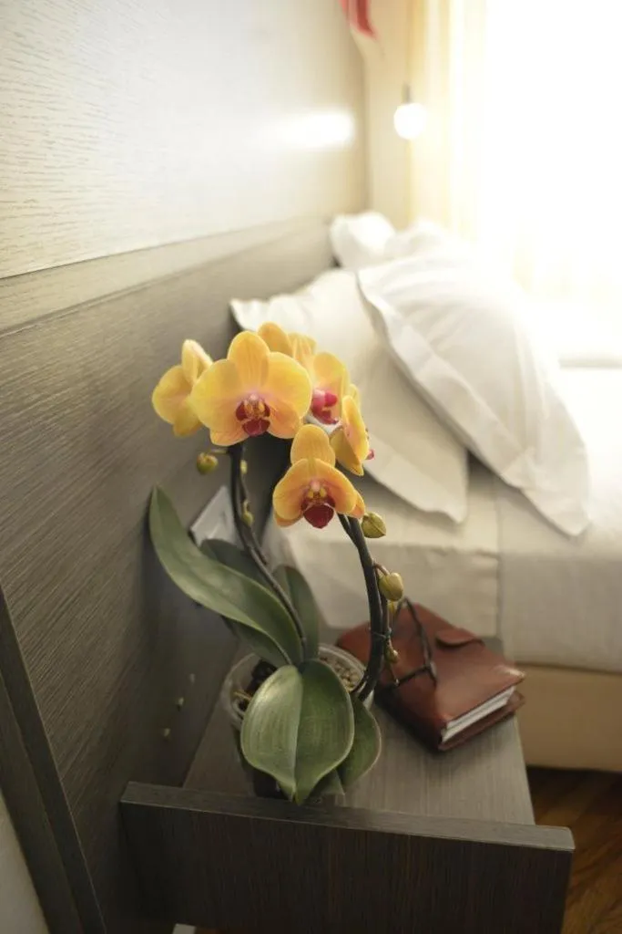 Decorative detail, Bed in Hotel Tirreno