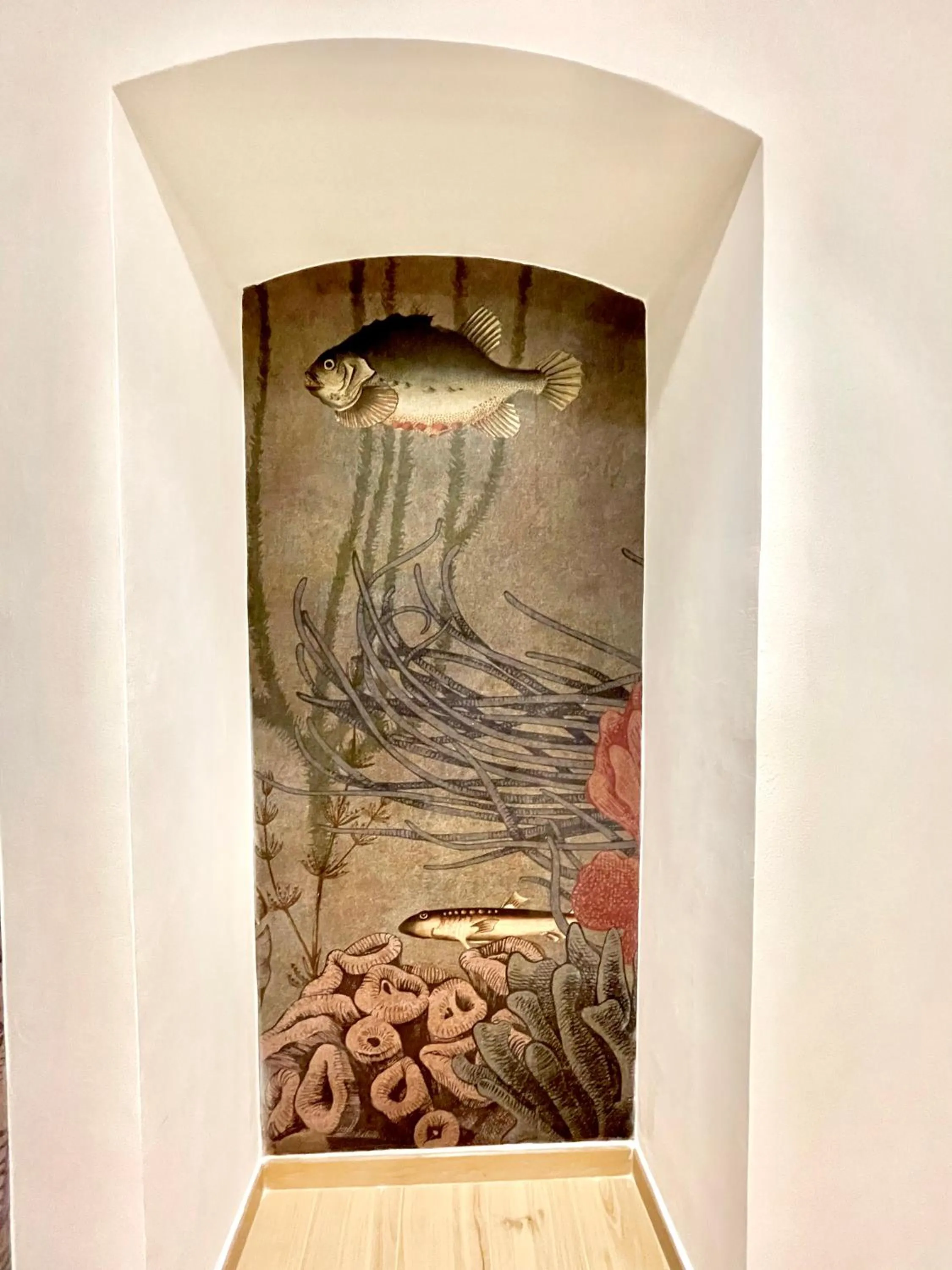 Decorative detail in Hotel Tirreno