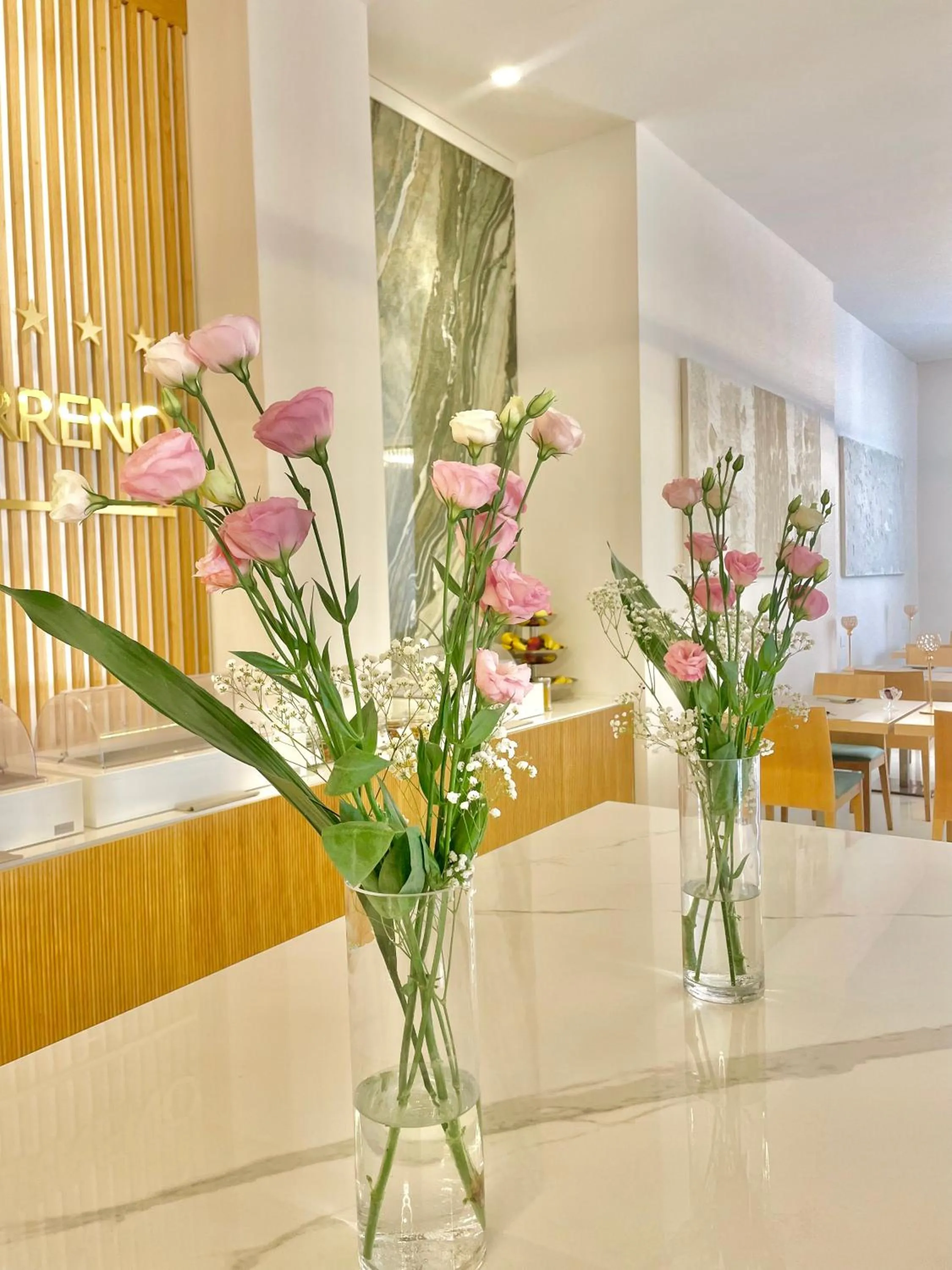 Restaurant/places to eat in Hotel Tirreno