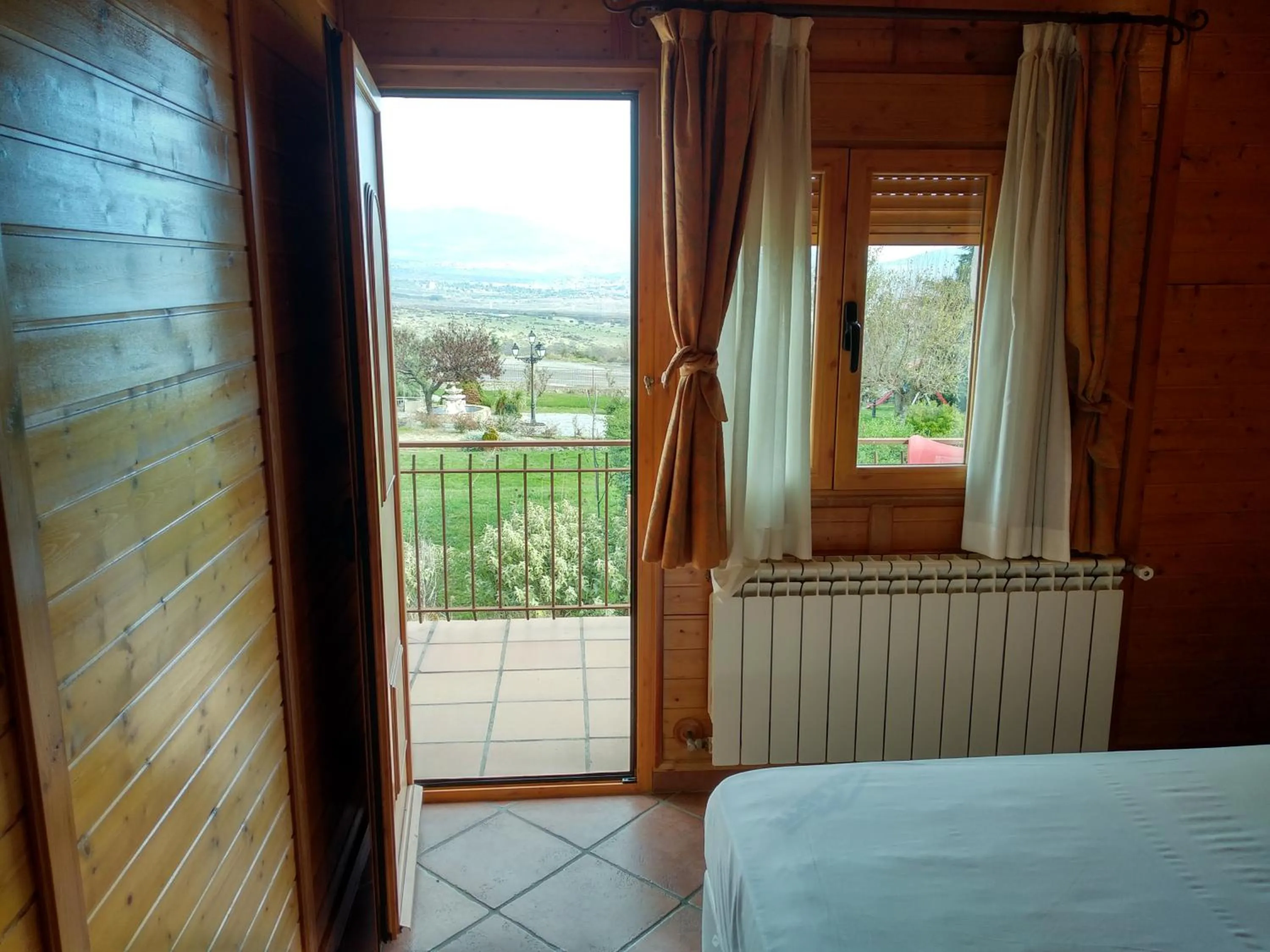 Bed in Hotel Sierra Oriente