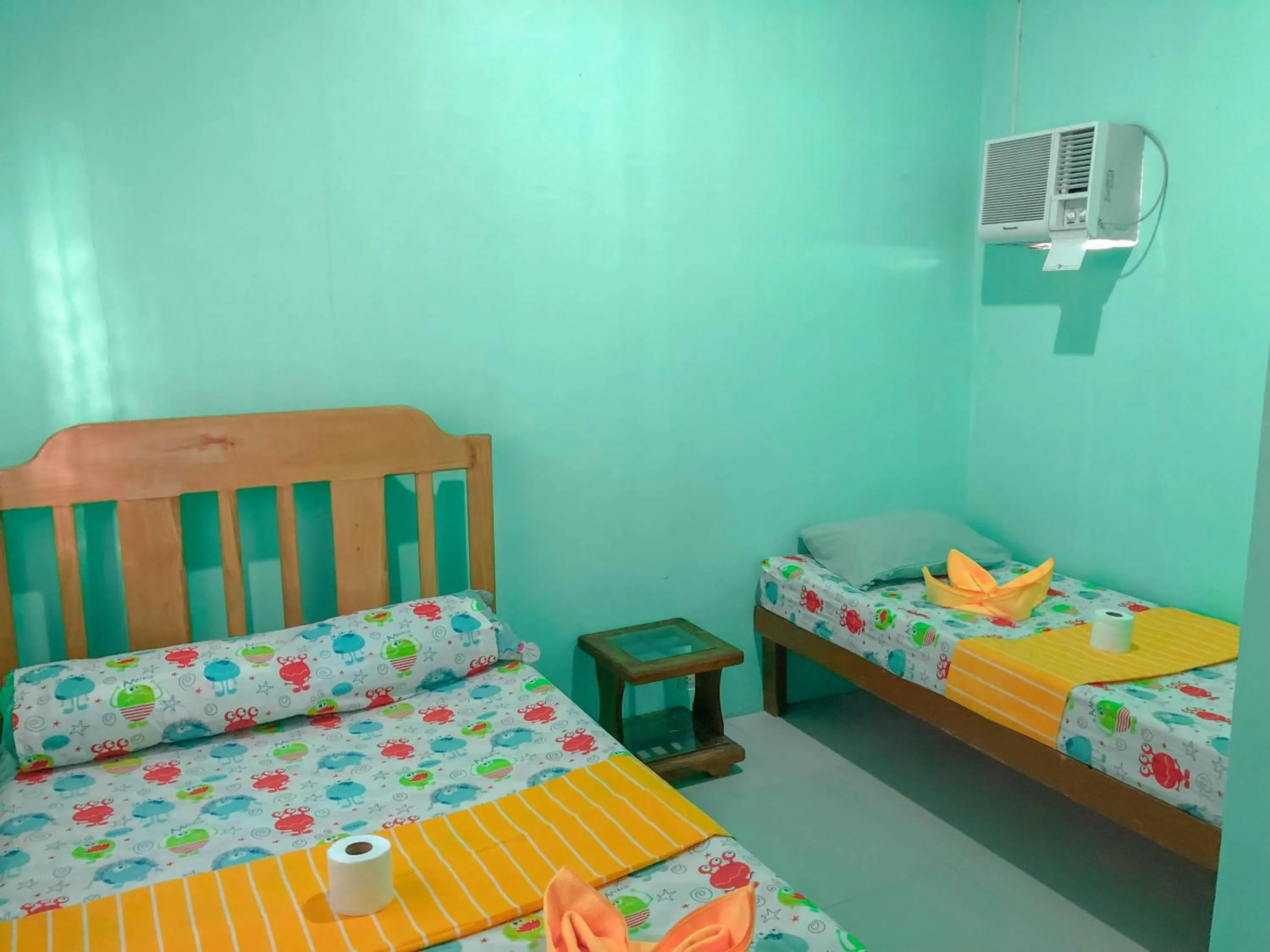 Bed in Ging Ging Homes Alona Beach