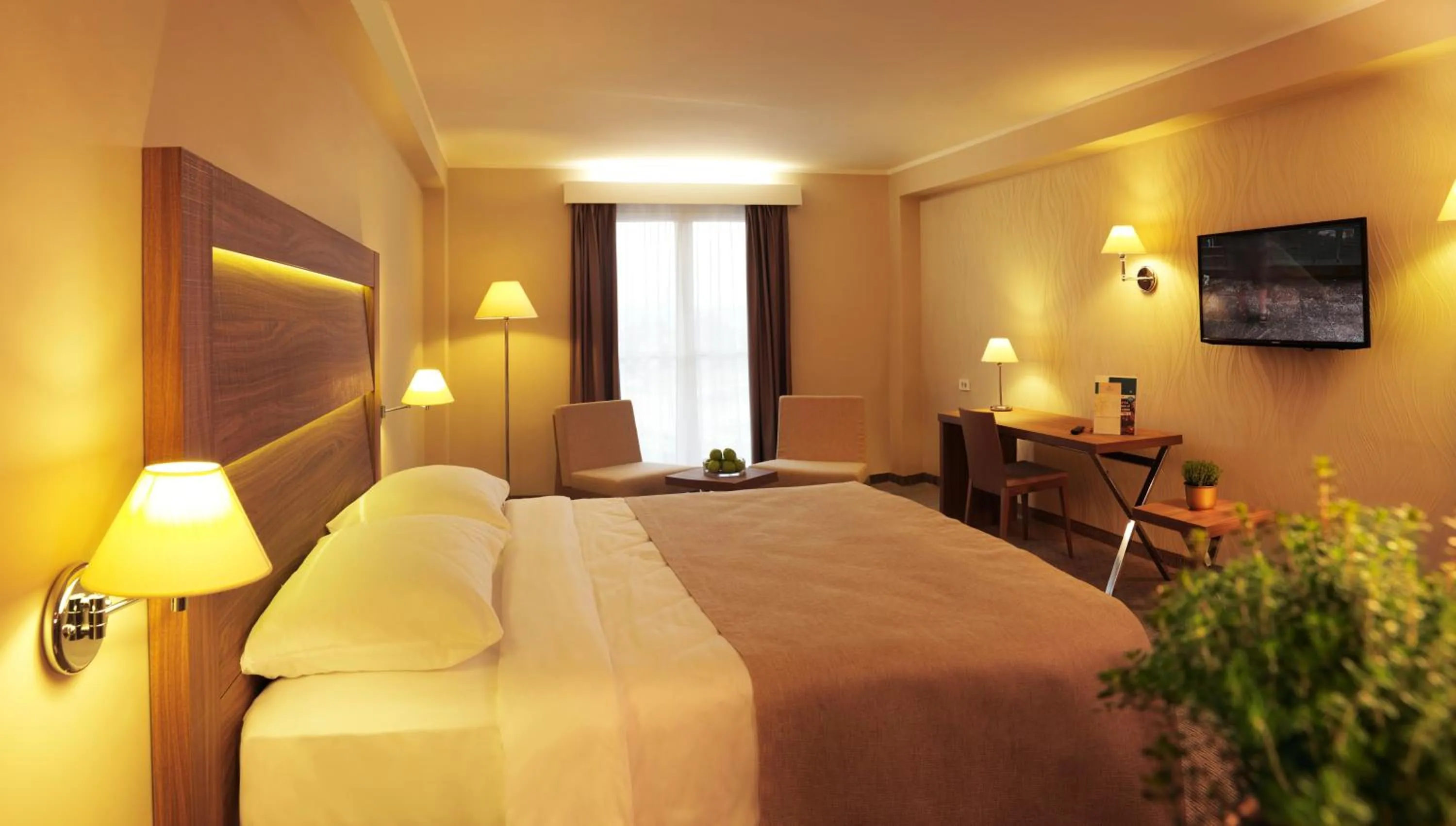 Bedroom, Bed in Wellness Hotel Apollo – Terme & Wellness LifeClass