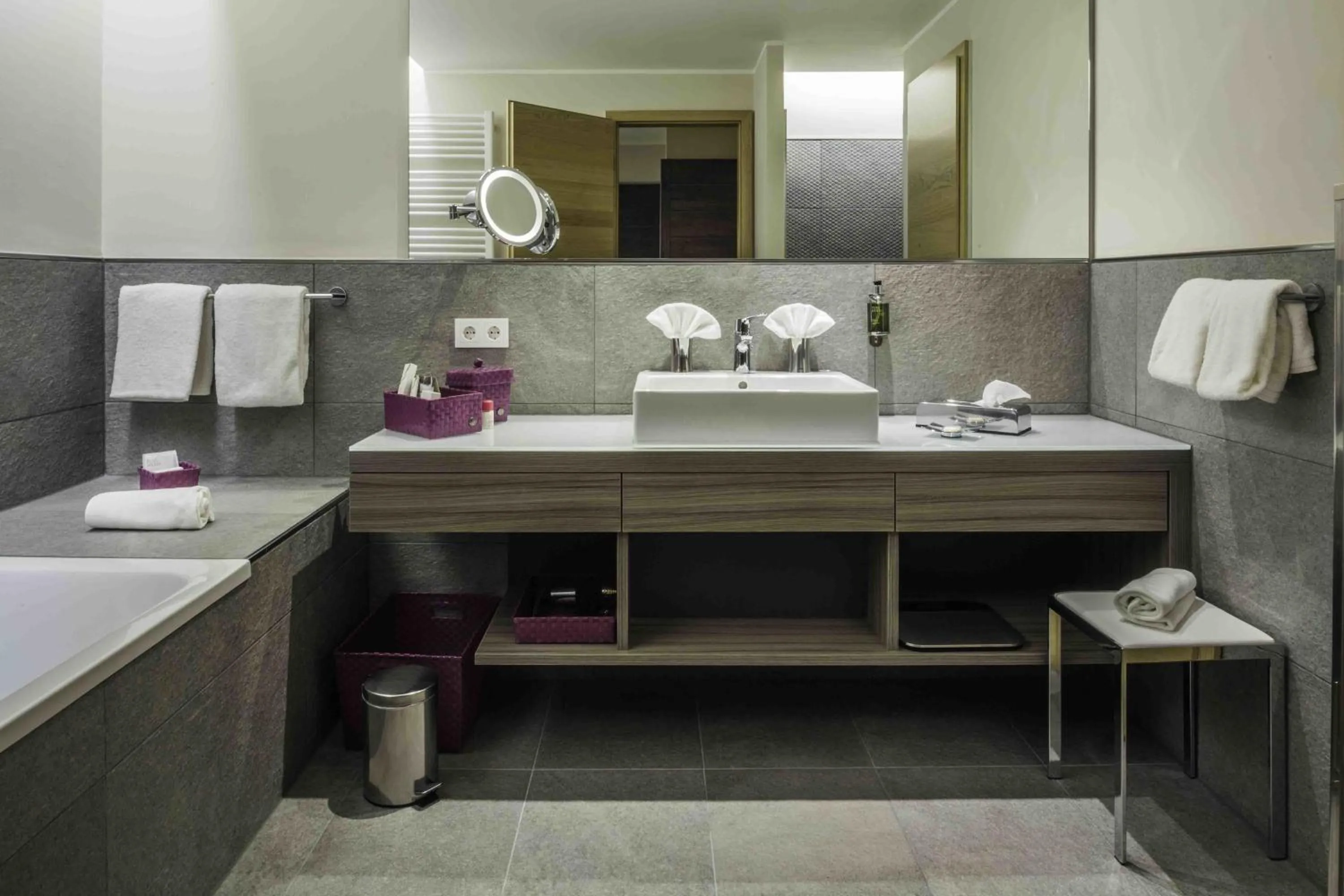 Bathroom in Bio- und Wellnesshotel Alpenblick