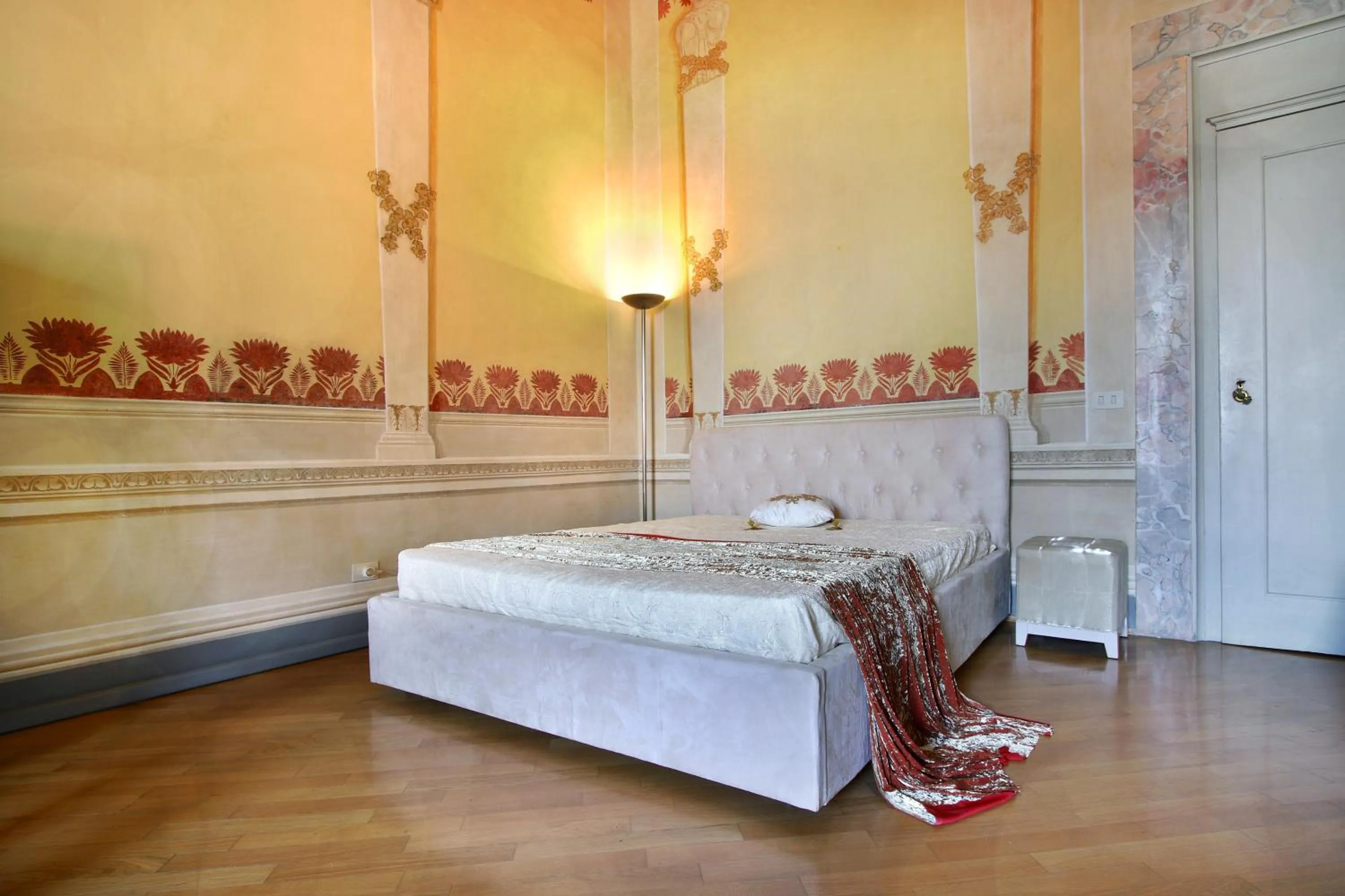 Bedroom in Palazzo Tolomei - Residenza D'Epoca