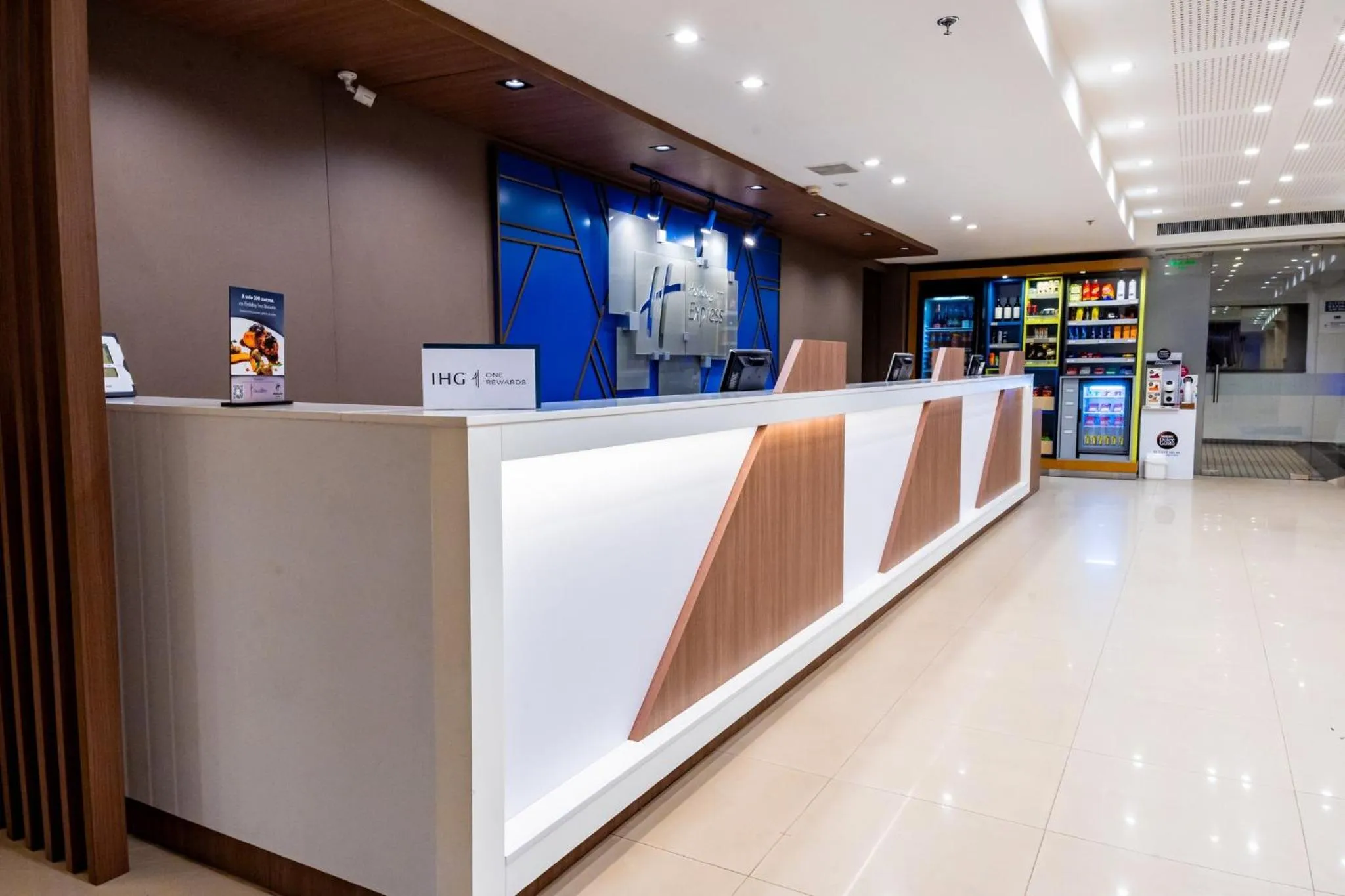 Property building in Holiday Inn Express Rosario by IHG