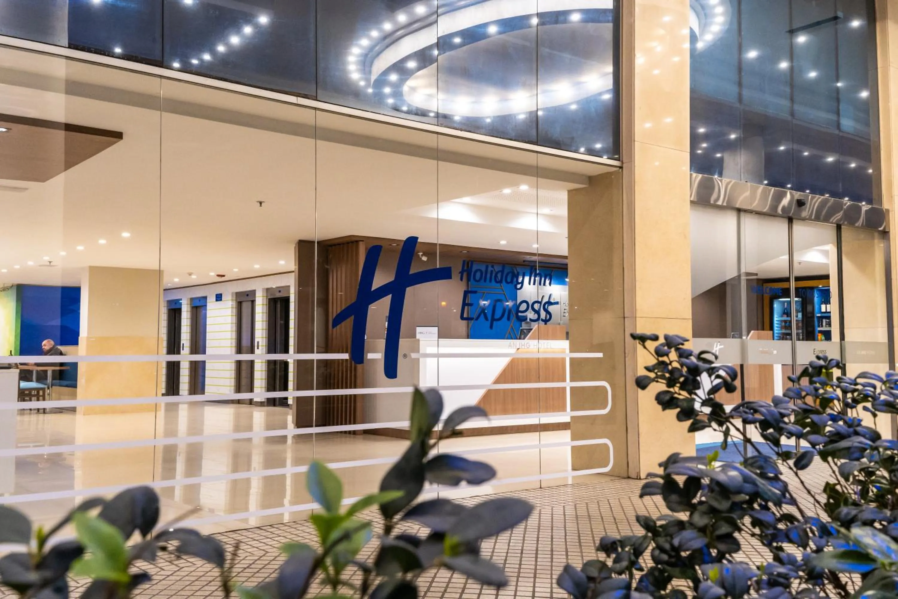 Property building in Holiday Inn Express Rosario by IHG