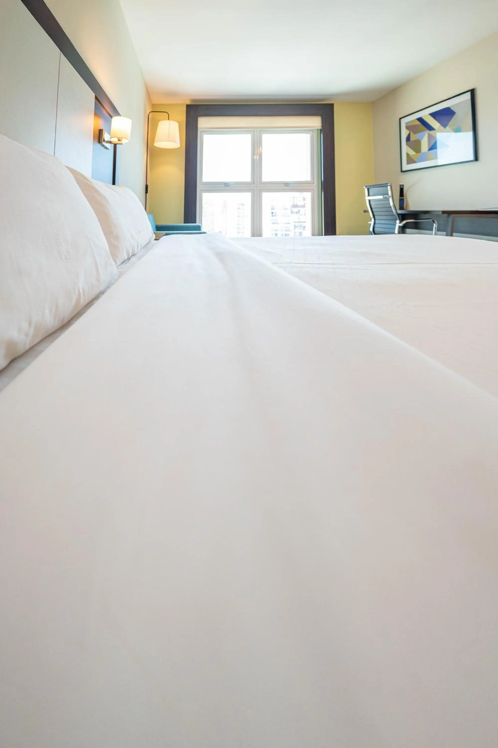 City view, Bed in Holiday Inn Express Rosario by IHG