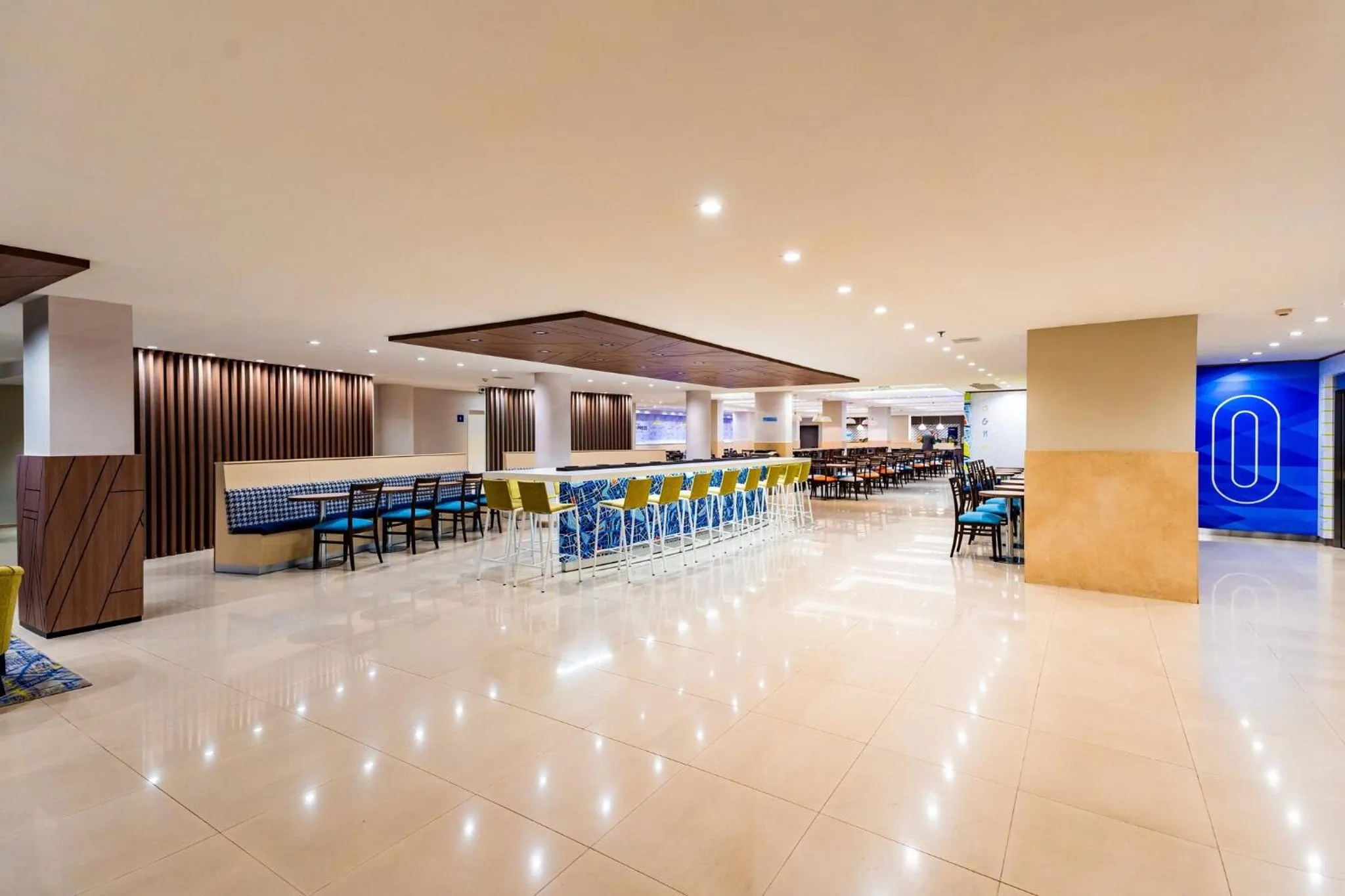 Lobby or reception in Holiday Inn Express Rosario by IHG