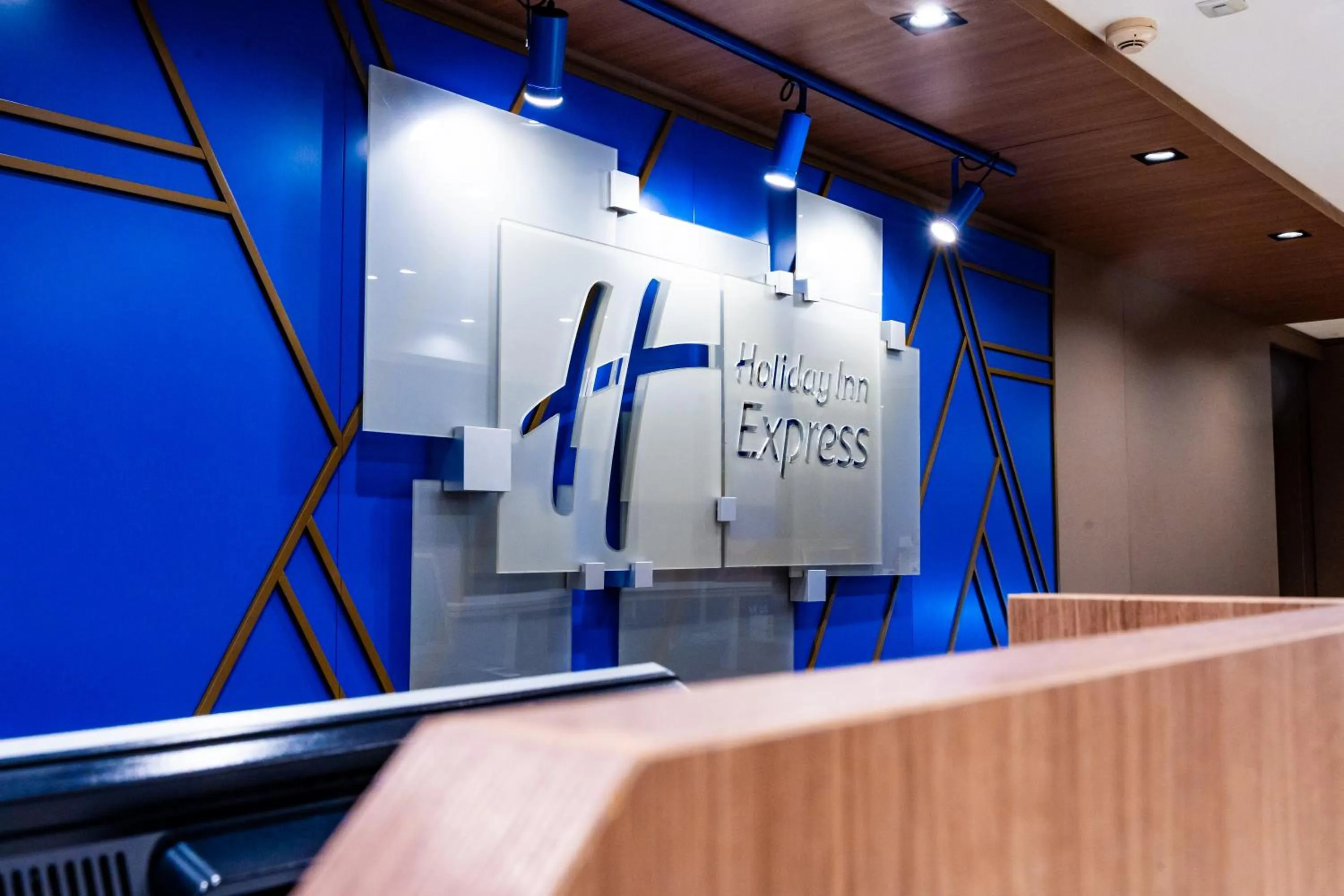 Lobby or reception in Holiday Inn Express Rosario by IHG