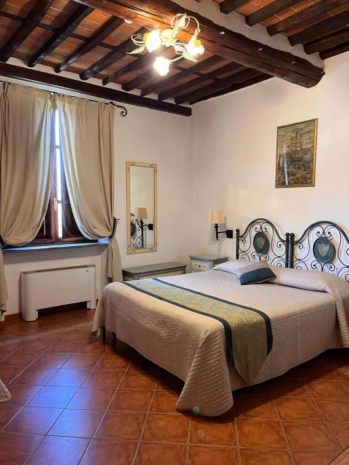 Photo of the whole room, Bed in Hotel Villa Cheli